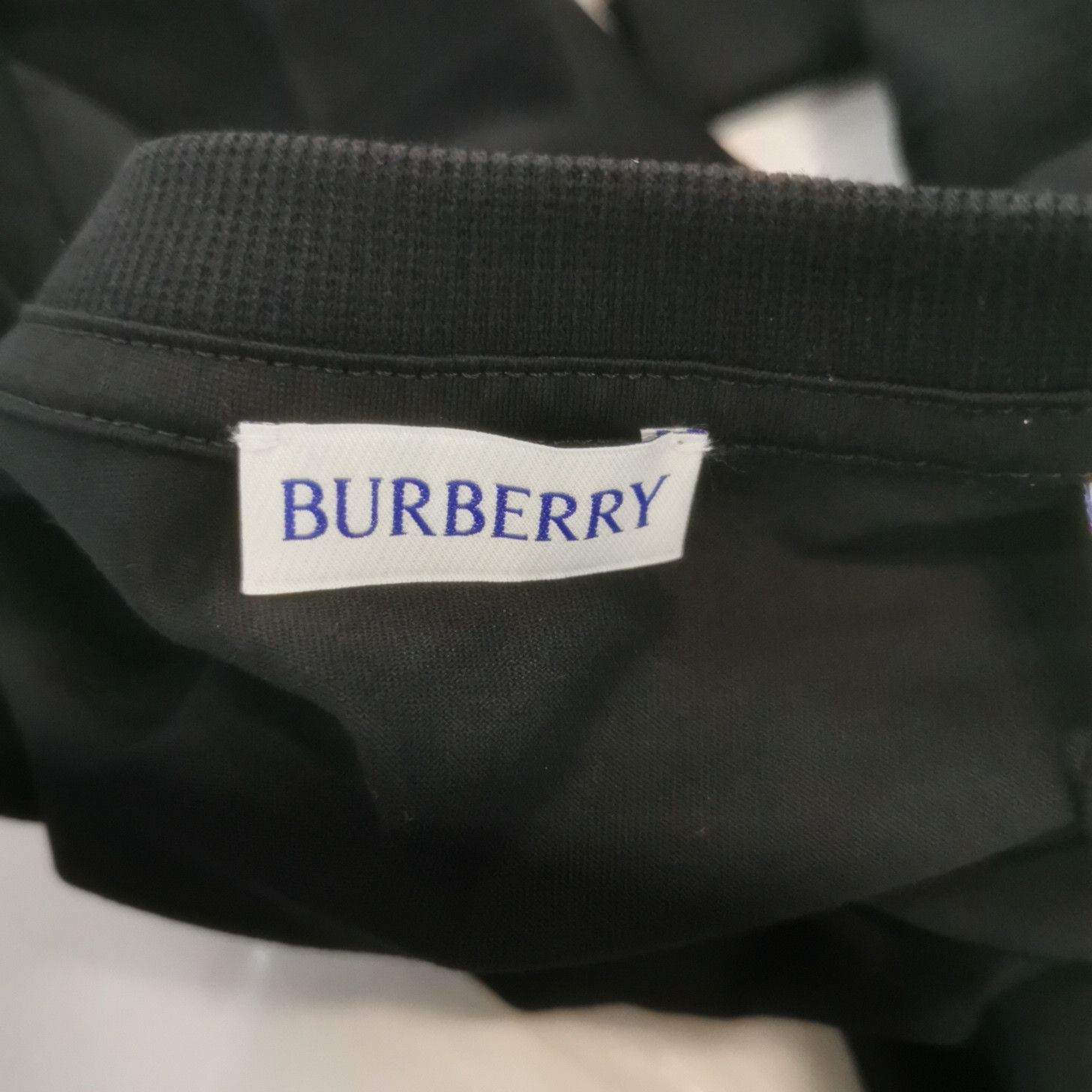 Burberry Burberry Women s Short Sleeve Shirts Size S / US 4 / IT 40 - 5 Thumbnail