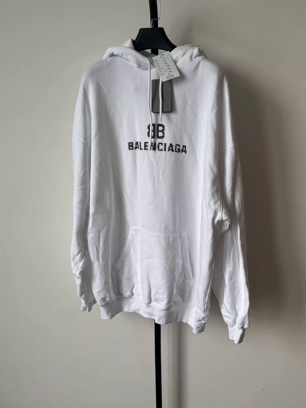 Balenciaga Balenciaga Pixel BB Logo Hoodie Size M Size US M / EU 48-50 / 2 - 2 Thumbnail