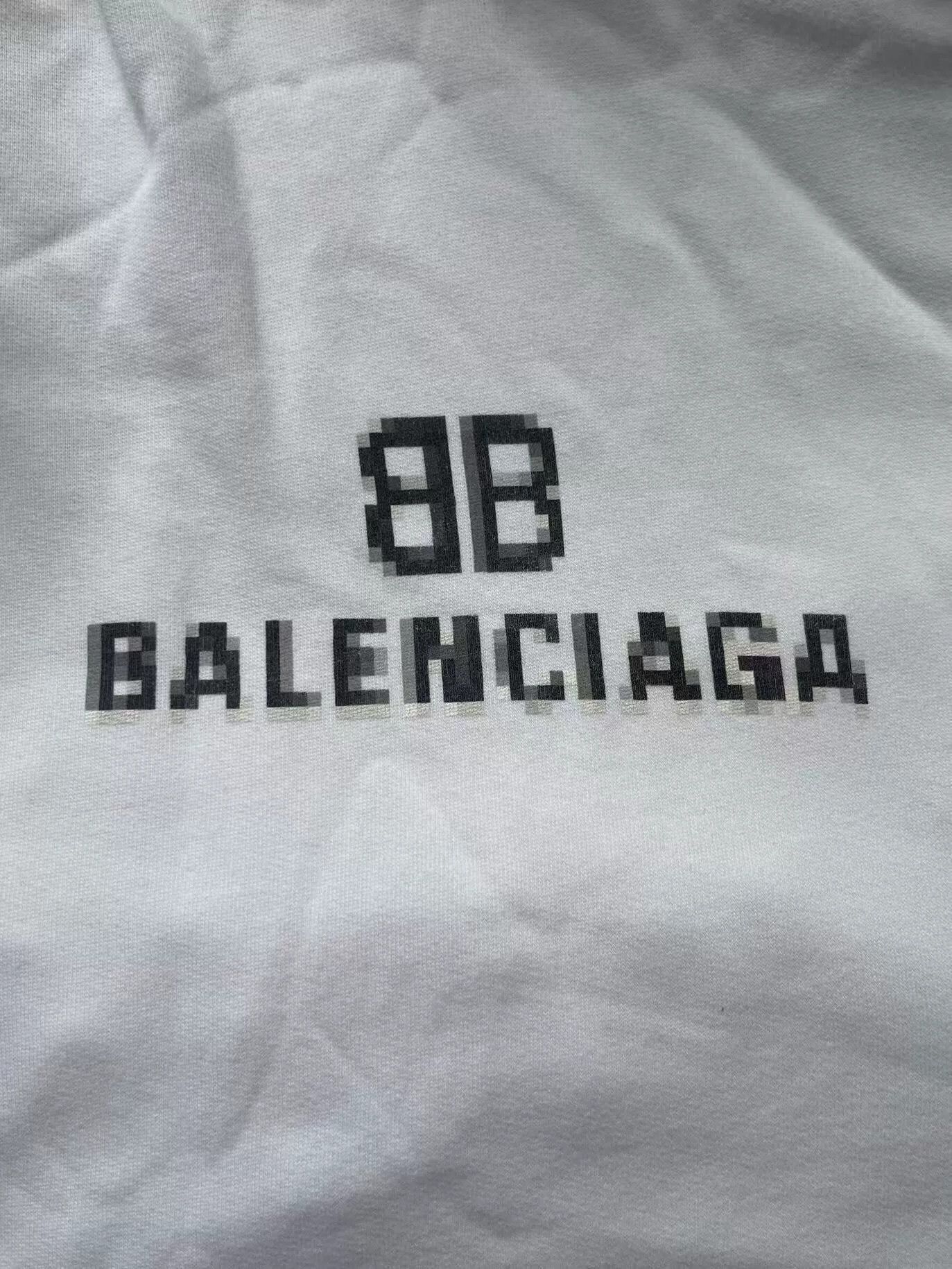 Balenciaga Balenciaga Pixel BB Logo Hoodie Size M Size US M / EU 48-50 / 2 - 4 Thumbnail