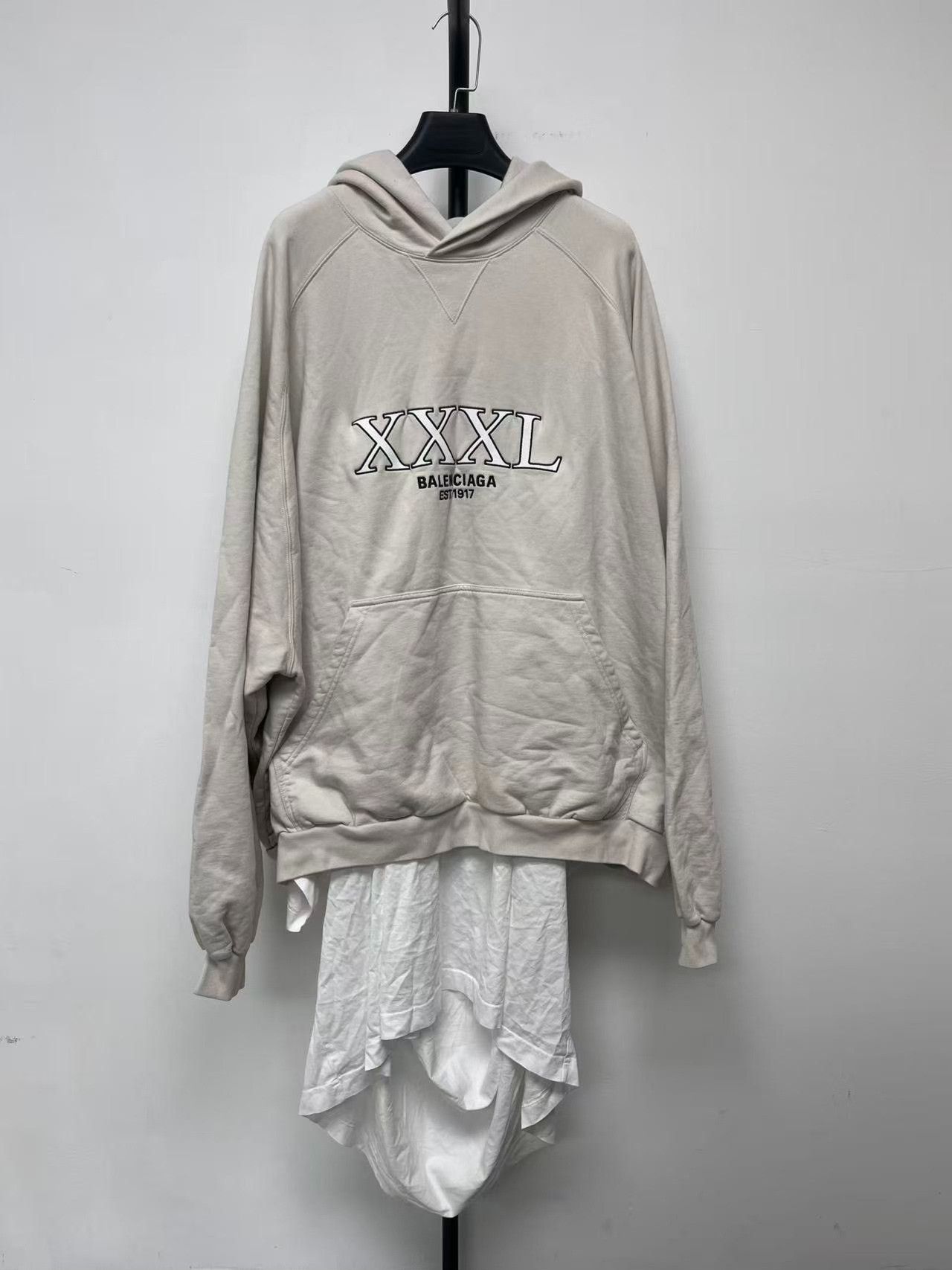 Balenciaga Balenciaga XXXXL Logo Oversized Hoodie Size 3 Size US L / EU 52-54 / 3 - 2 Thumbnail