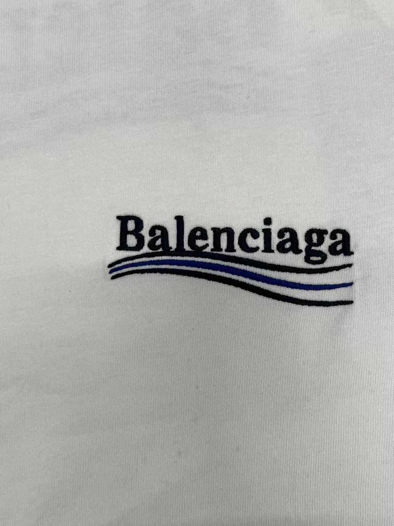 Balenciaga Balenciaga Political Campaign T-Shirt XS Size XS / US 0-2 / IT 36-38 - 4 Thumbnail
