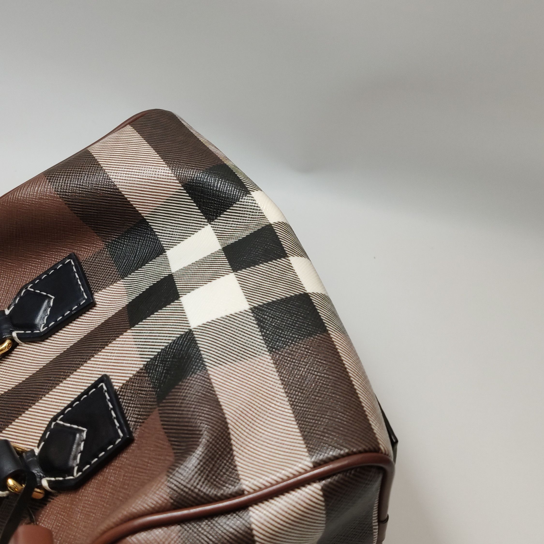 Burberry Burberry Women os Shoulder Bags Size ONE SIZE - 18 Thumbnail