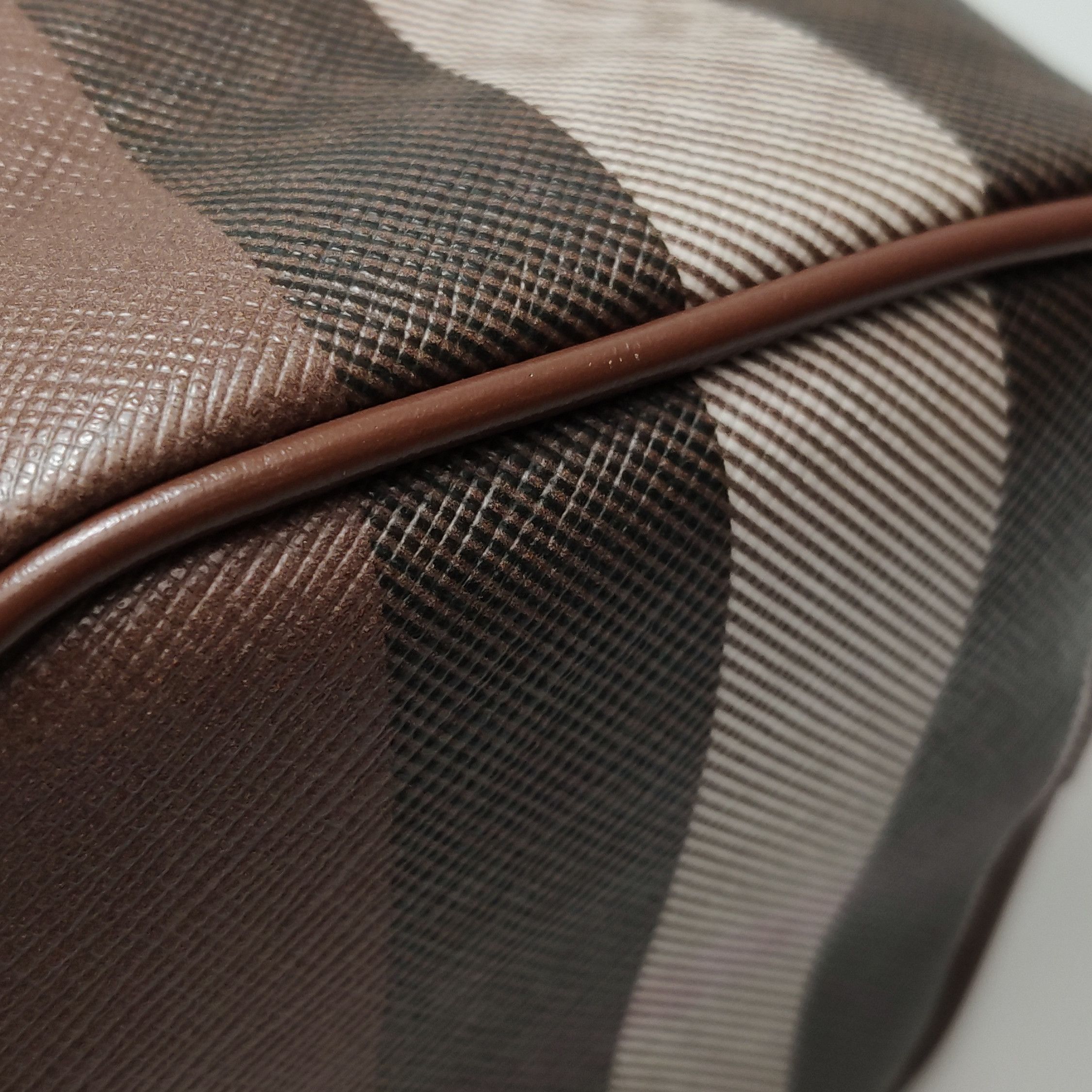 Burberry Burberry Women os Shoulder Bags Size ONE SIZE - 20 Thumbnail