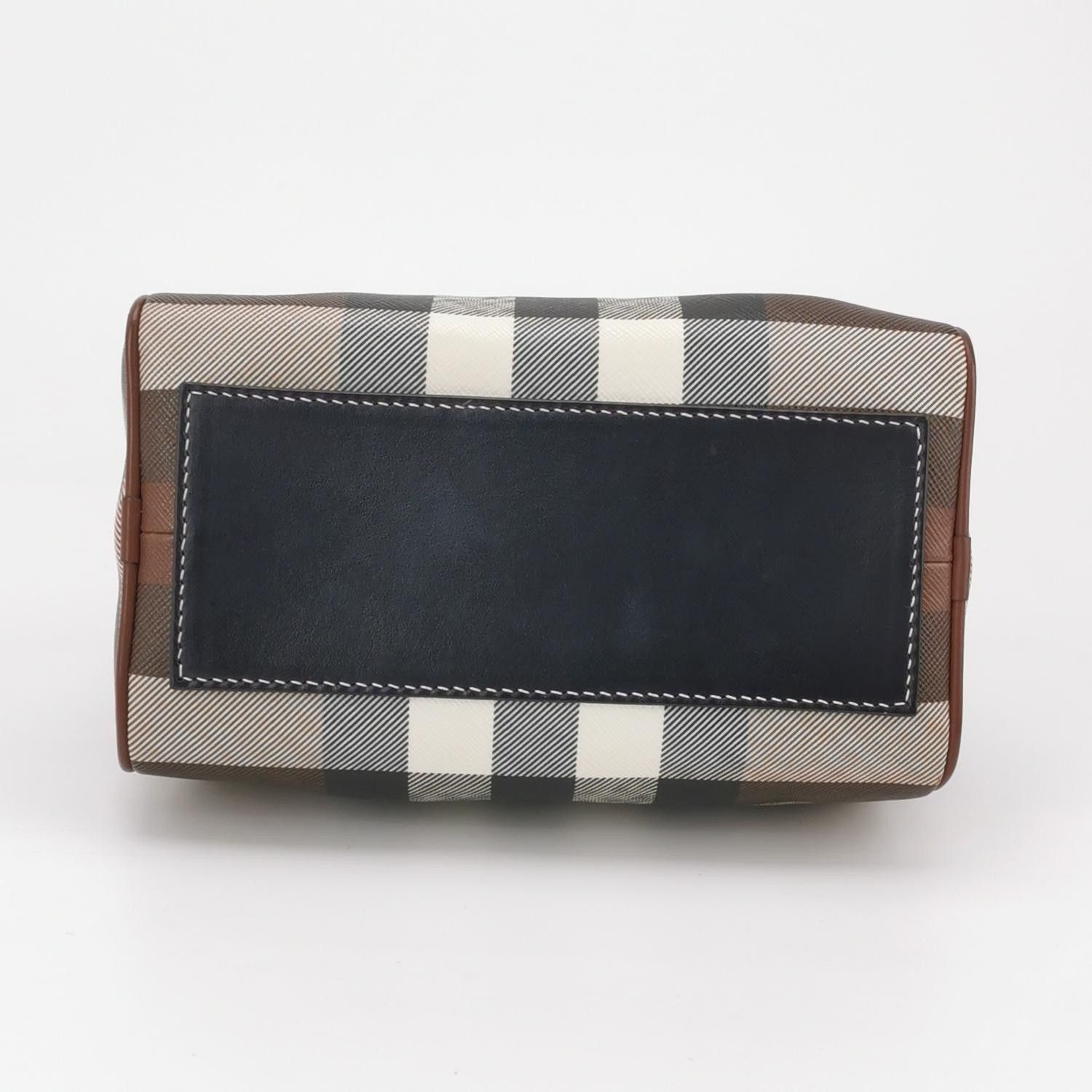 Burberry Burberry Women os Shoulder Bags Size ONE SIZE - 6 Thumbnail