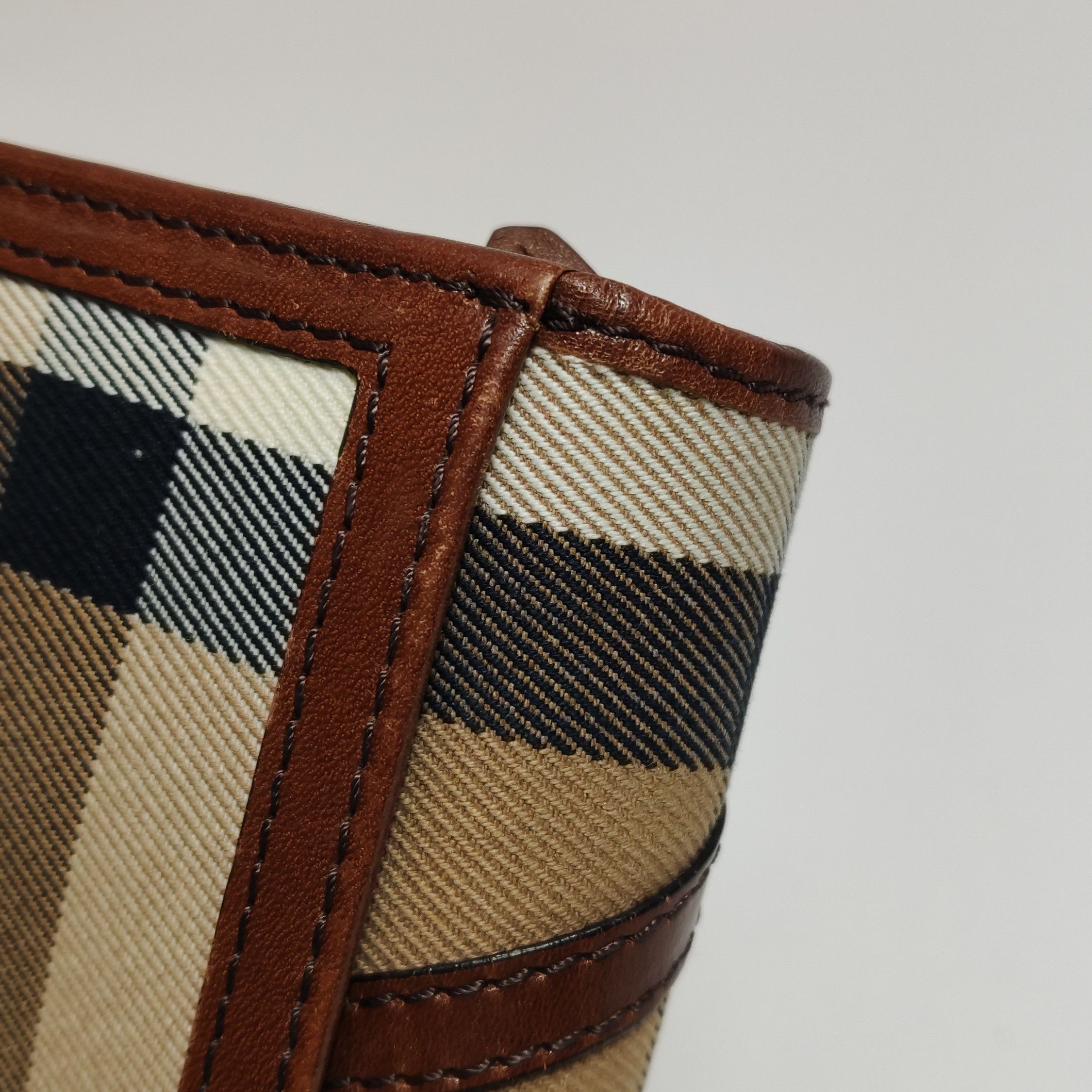 Burberry Burberry Women os Wallets Size ONE SIZE - 21 Thumbnail