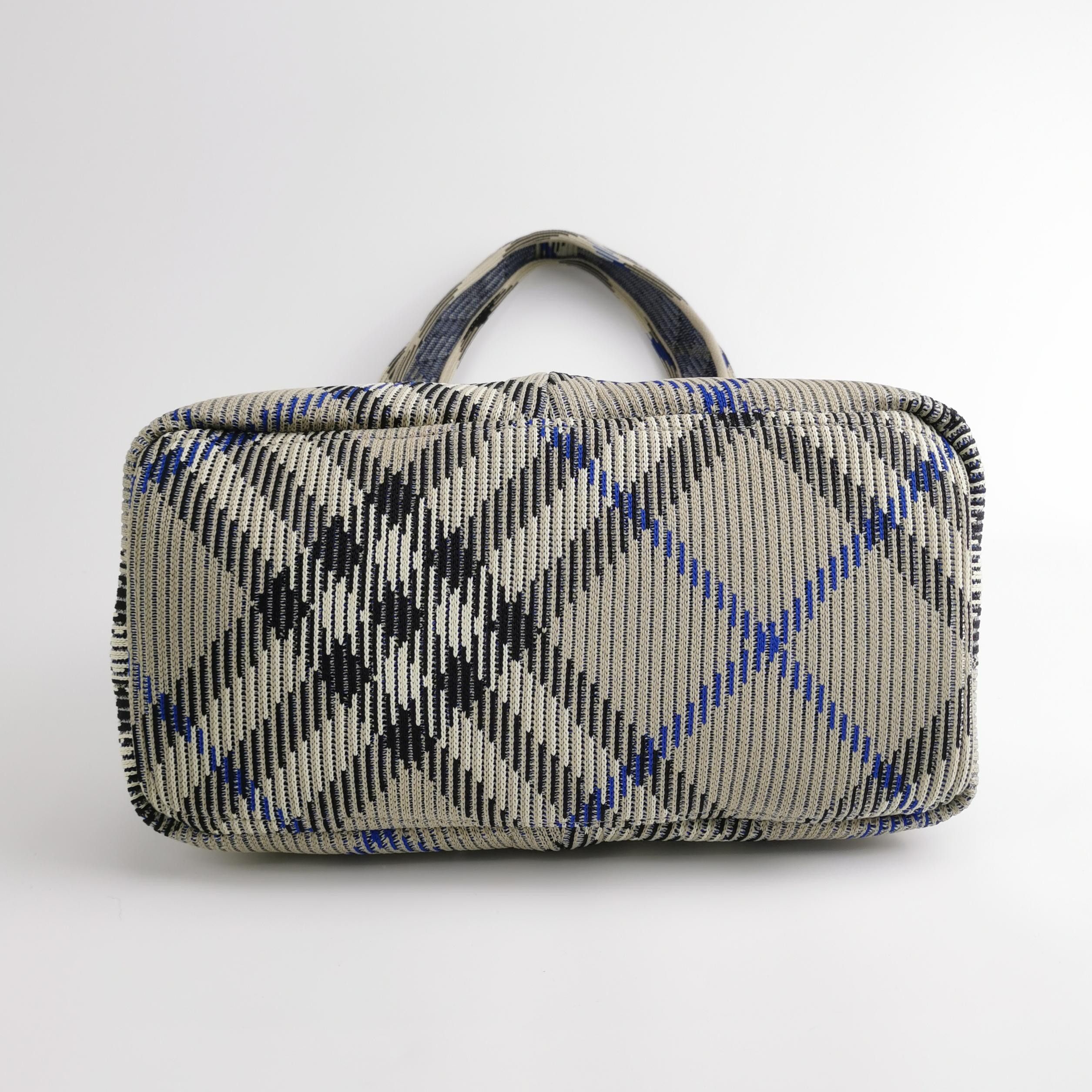 Burberry Burberry Women os Shoulder Bags Size ONE SIZE - 6 Thumbnail