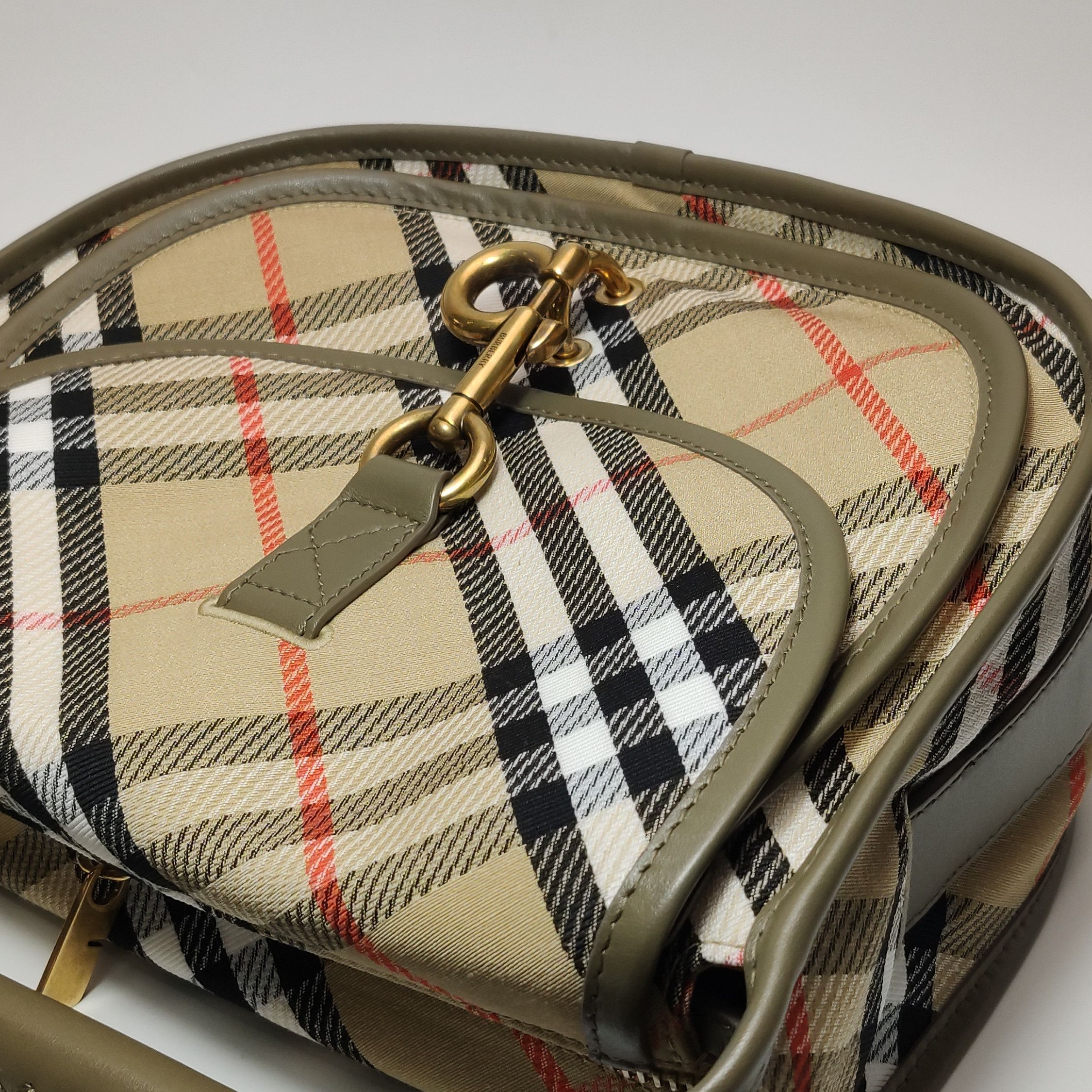 Burberry Burberry Women os Shoulder Bags Size ONE SIZE - 12 Thumbnail