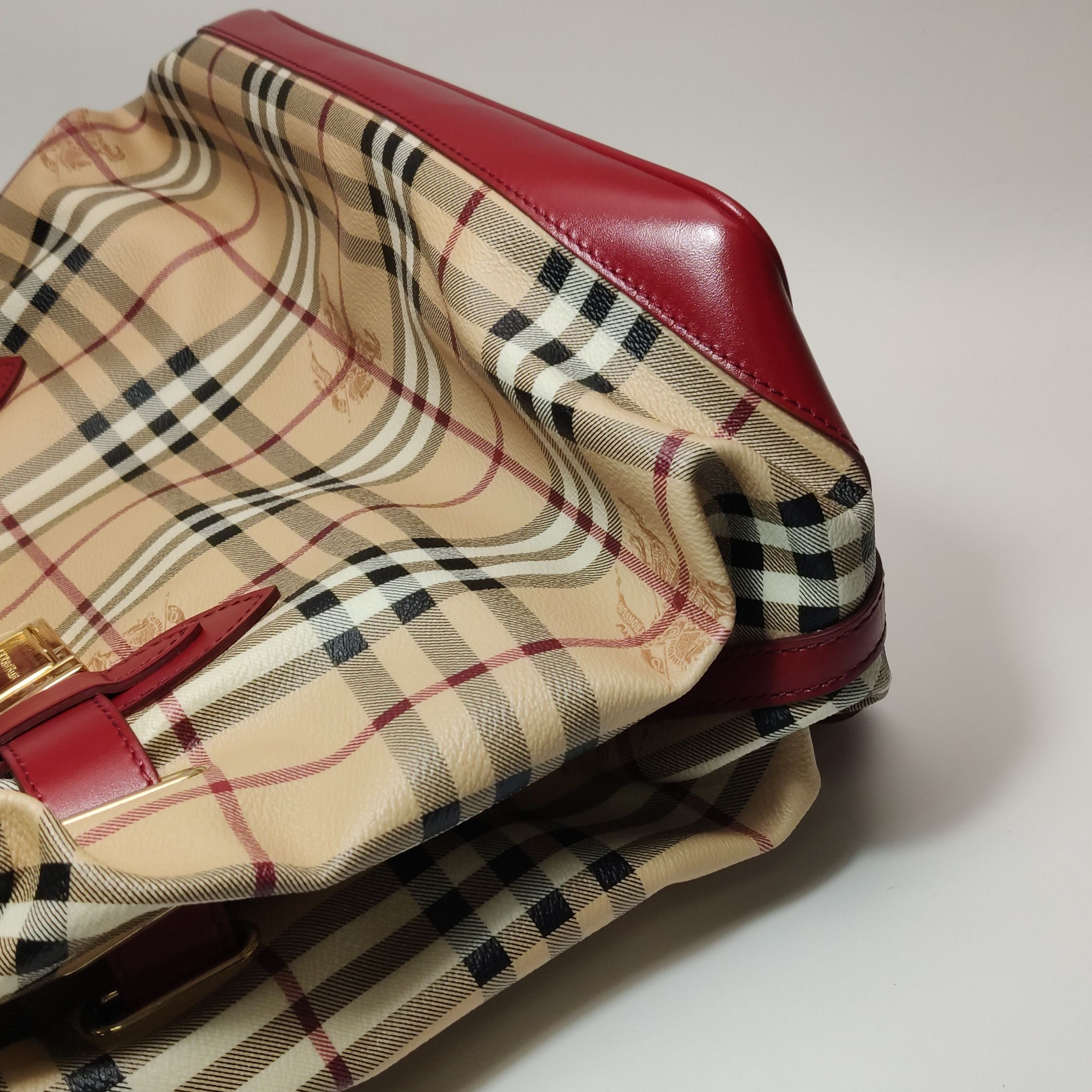 Burberry Burberry Women os Shoulder Bags Size ONE SIZE - 21 Thumbnail