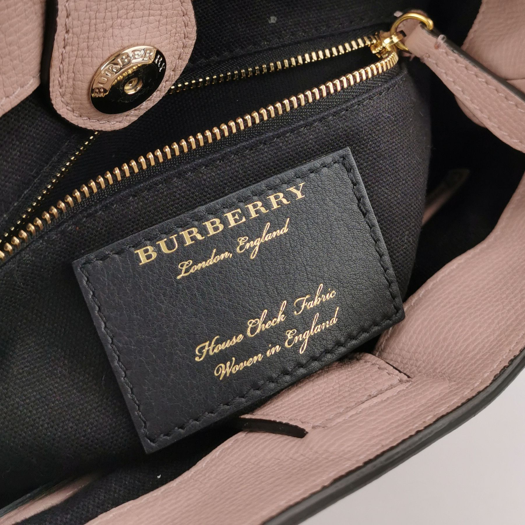Burberry Burberry Women os Shoulder Bags Size ONE SIZE - 8 Thumbnail