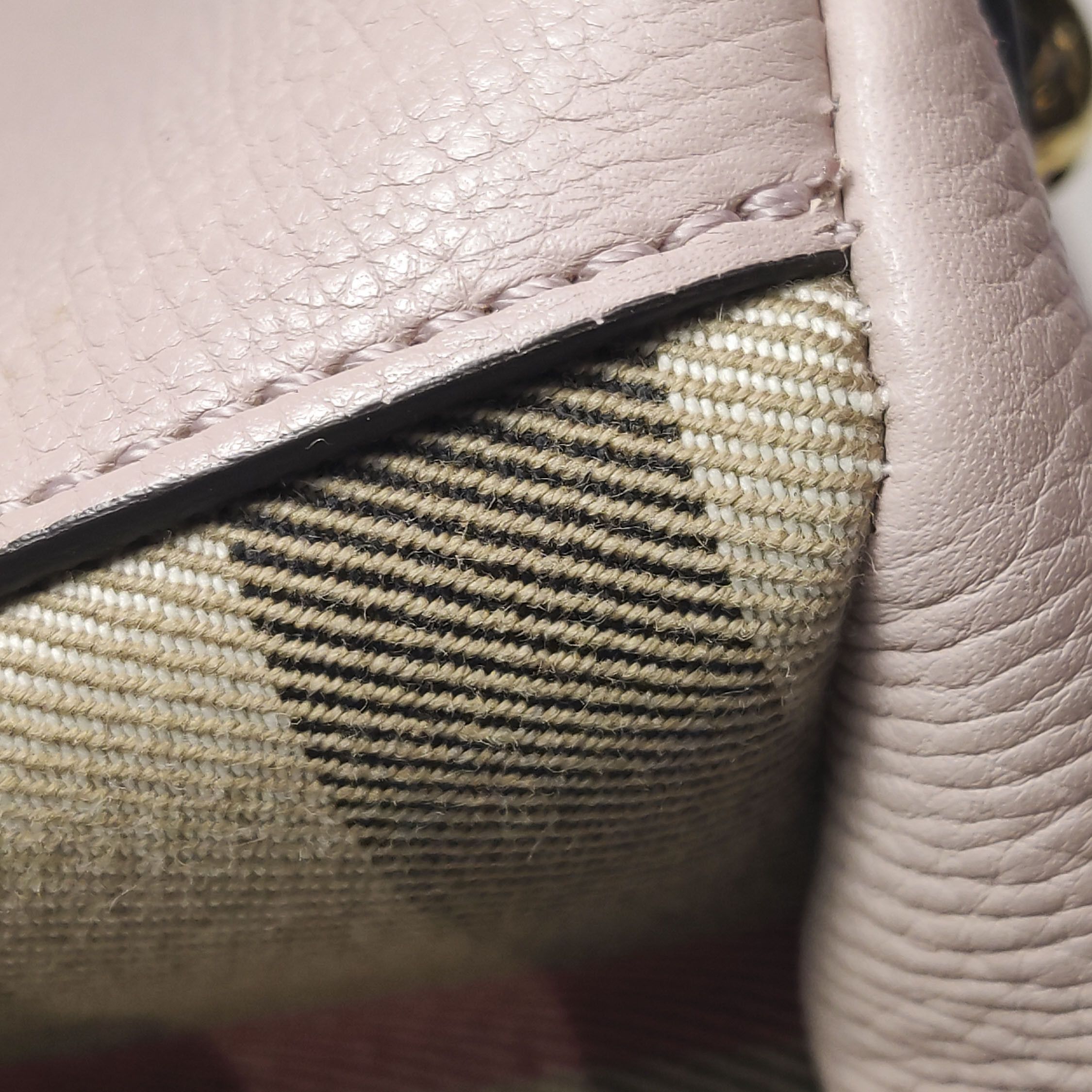 Burberry Burberry Women os Shoulder Bags Size ONE SIZE - 18 Thumbnail