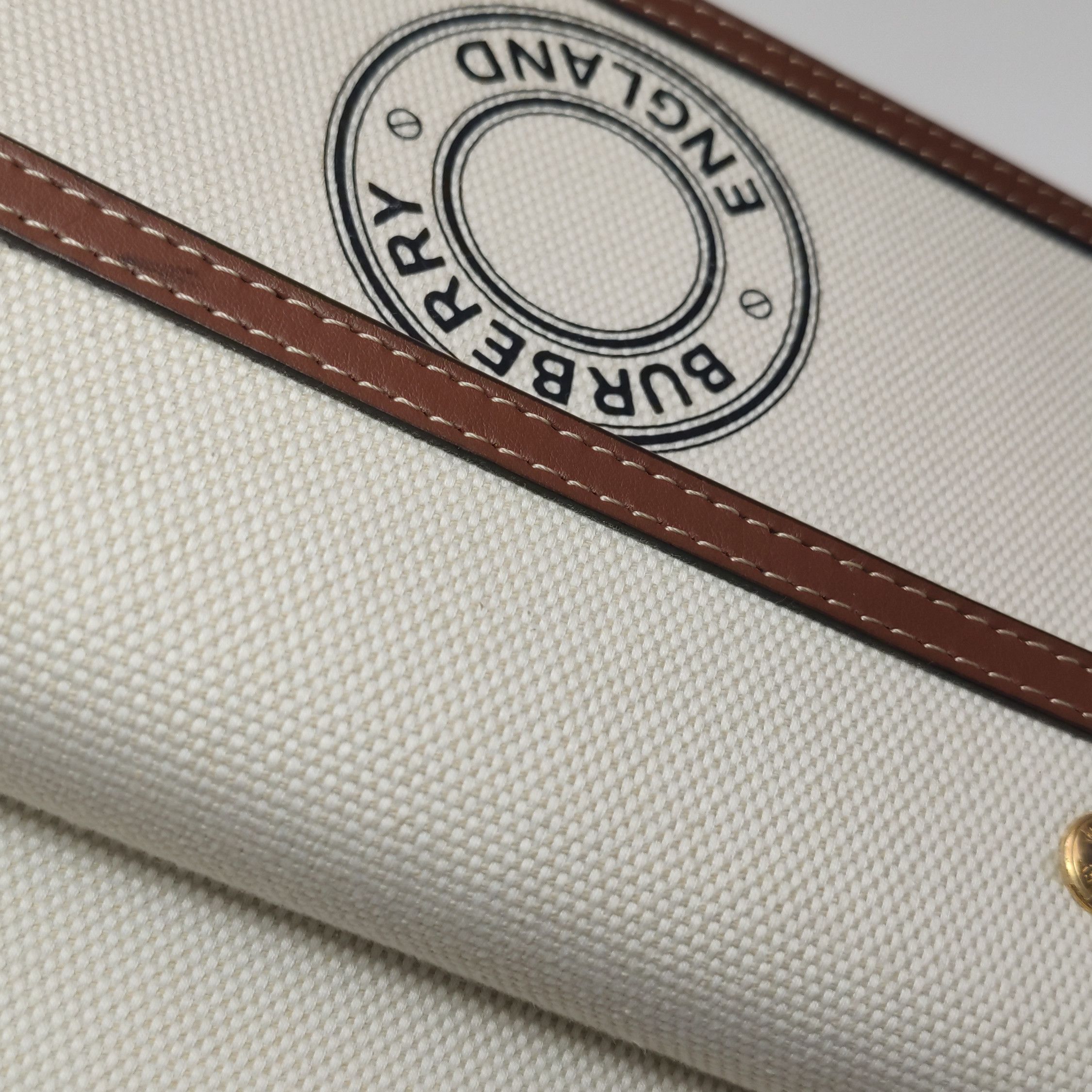 Burberry Burberry Women os Shoulder Bags Size ONE SIZE - 21 Thumbnail