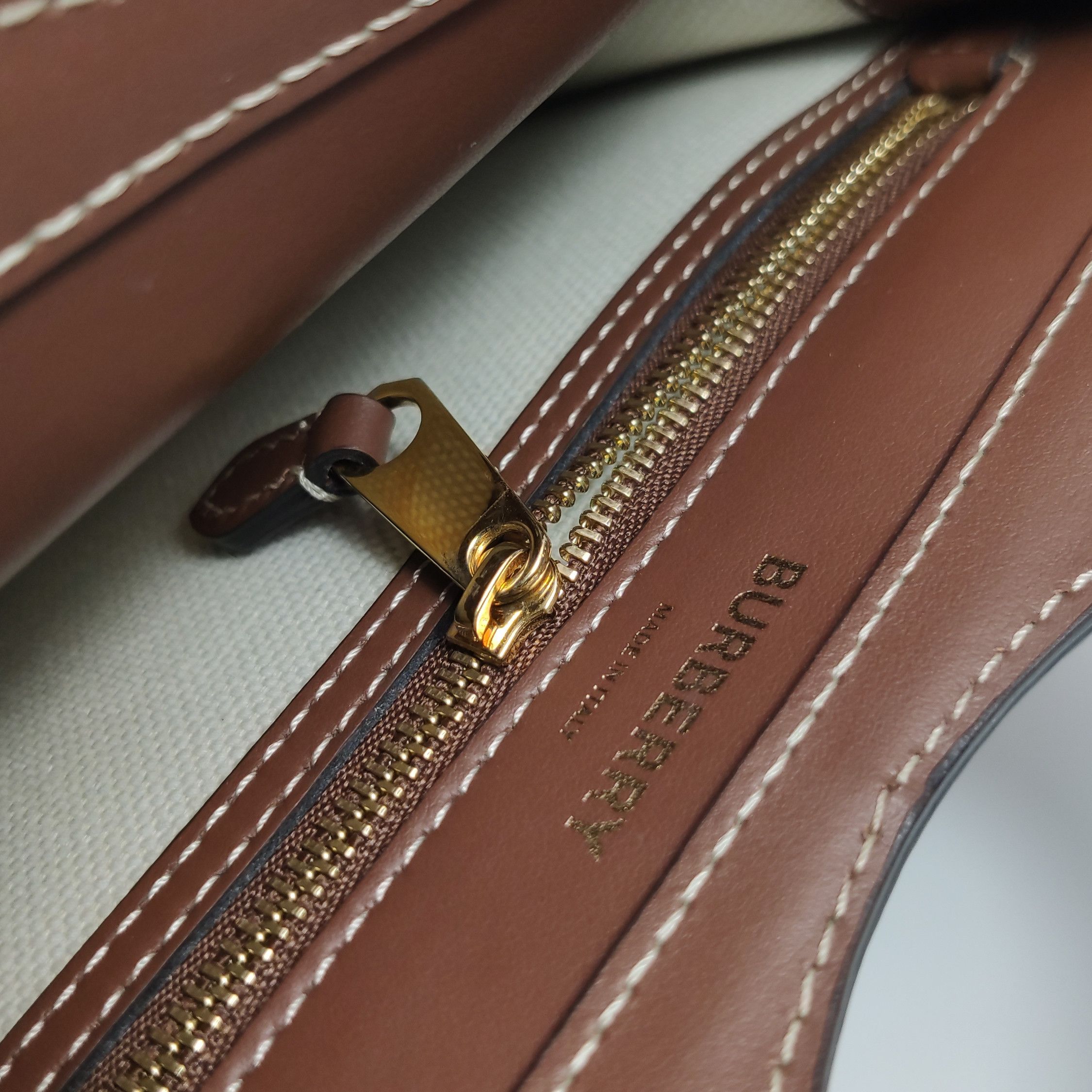 Burberry Burberry Women os Shoulder Bags Size ONE SIZE - 13 Thumbnail