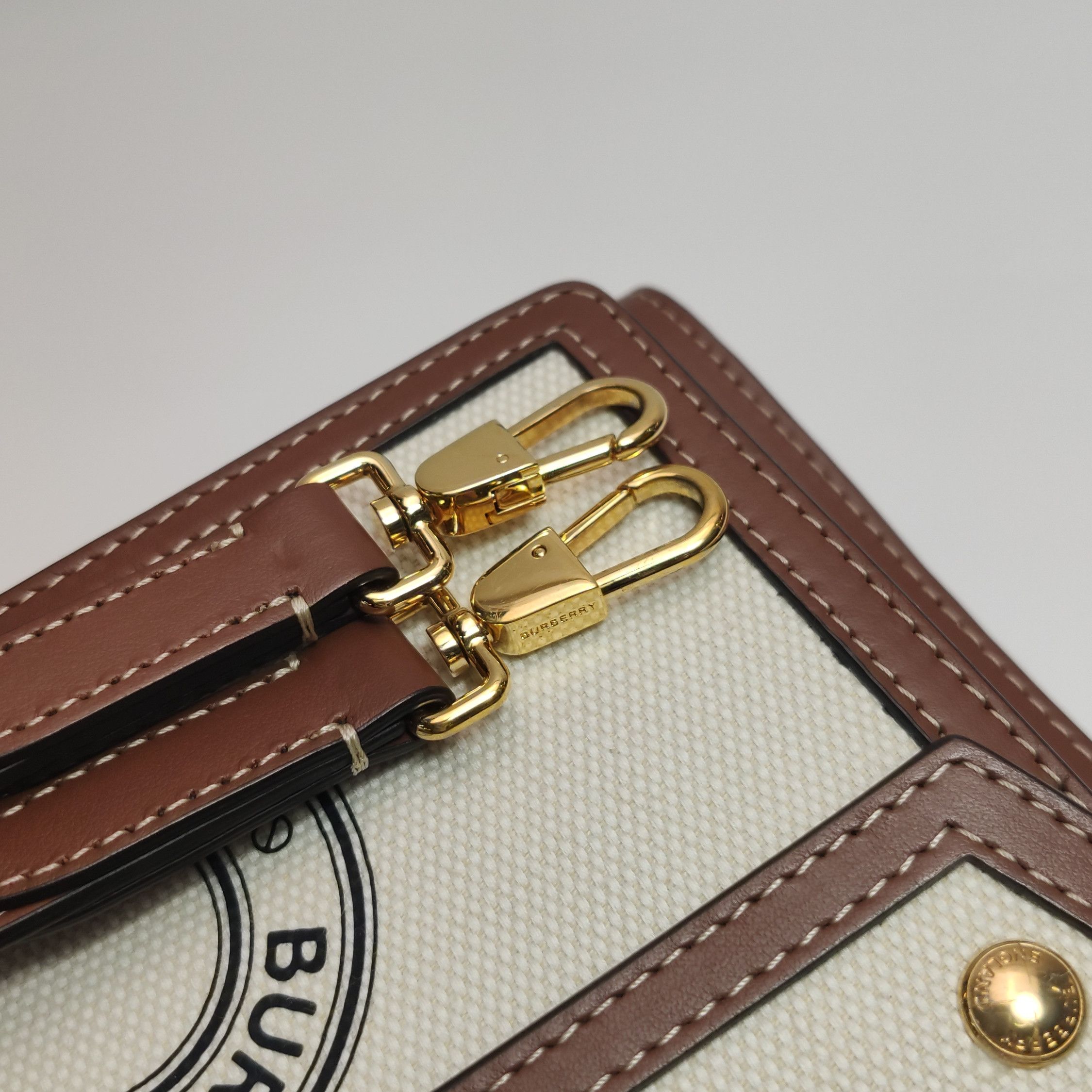 Burberry Burberry Women os Shoulder Bags Size ONE SIZE - 15 Thumbnail