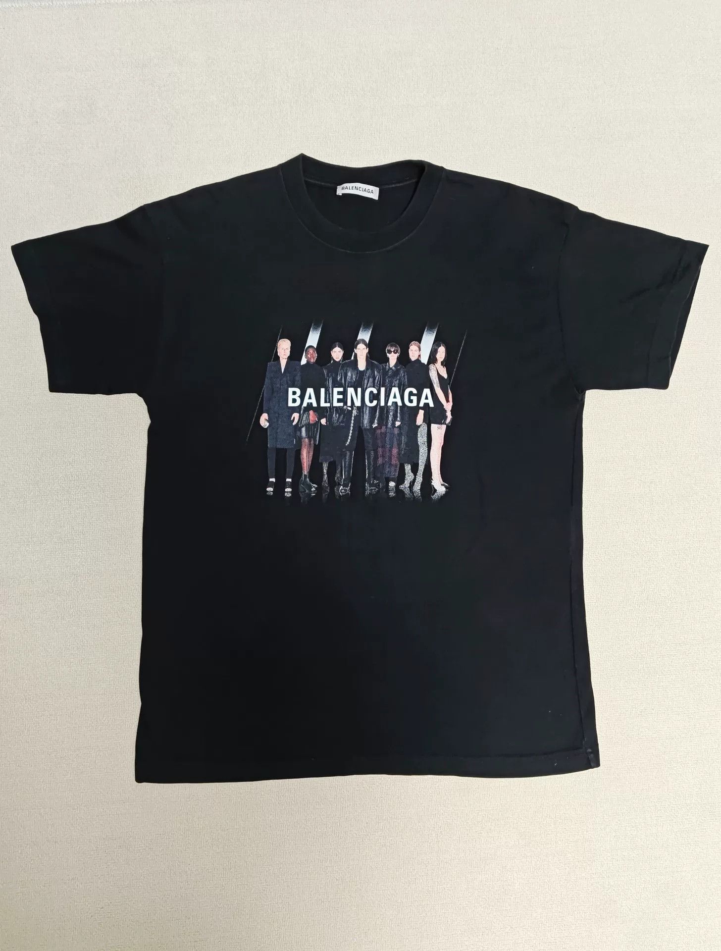 Balenciaga Balenciaga Graphic Portrait Band T-Shirt S Size US S / EU 44-46 / 1 - 2 Thumbnail