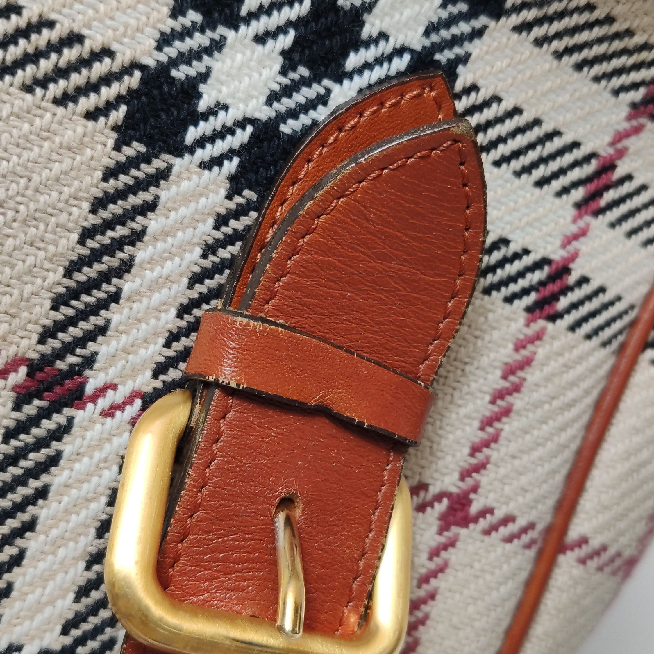 Burberry Burberry Women os Shoulder Bags Size ONE SIZE - 13 Thumbnail