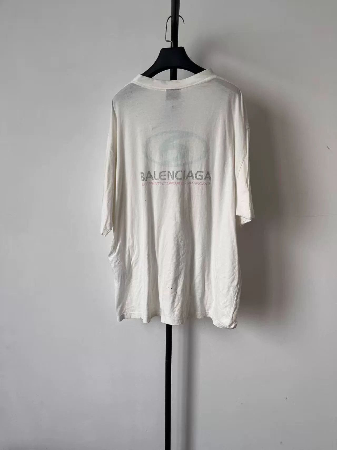 Balenciaga Balenciaga Graphic Logo Print T-Shirt Size M Size US M / EU 48-50 / 2 - 3 Thumbnail
