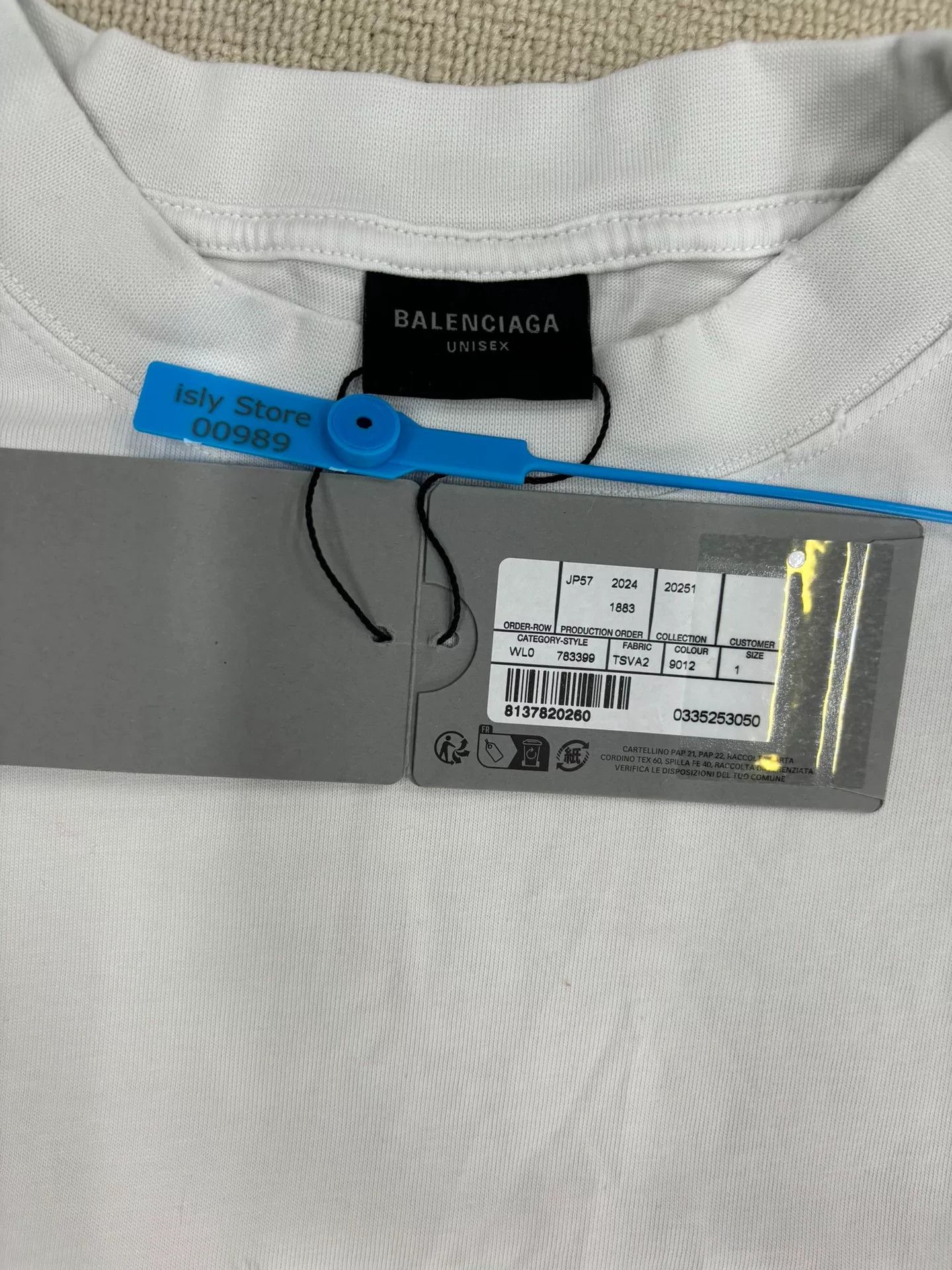 Balenciaga Balenciaga Distressed Patch Logo T-Shirt Size 1 Size US S / EU 44-46 / 1 - 5 Thumbnail