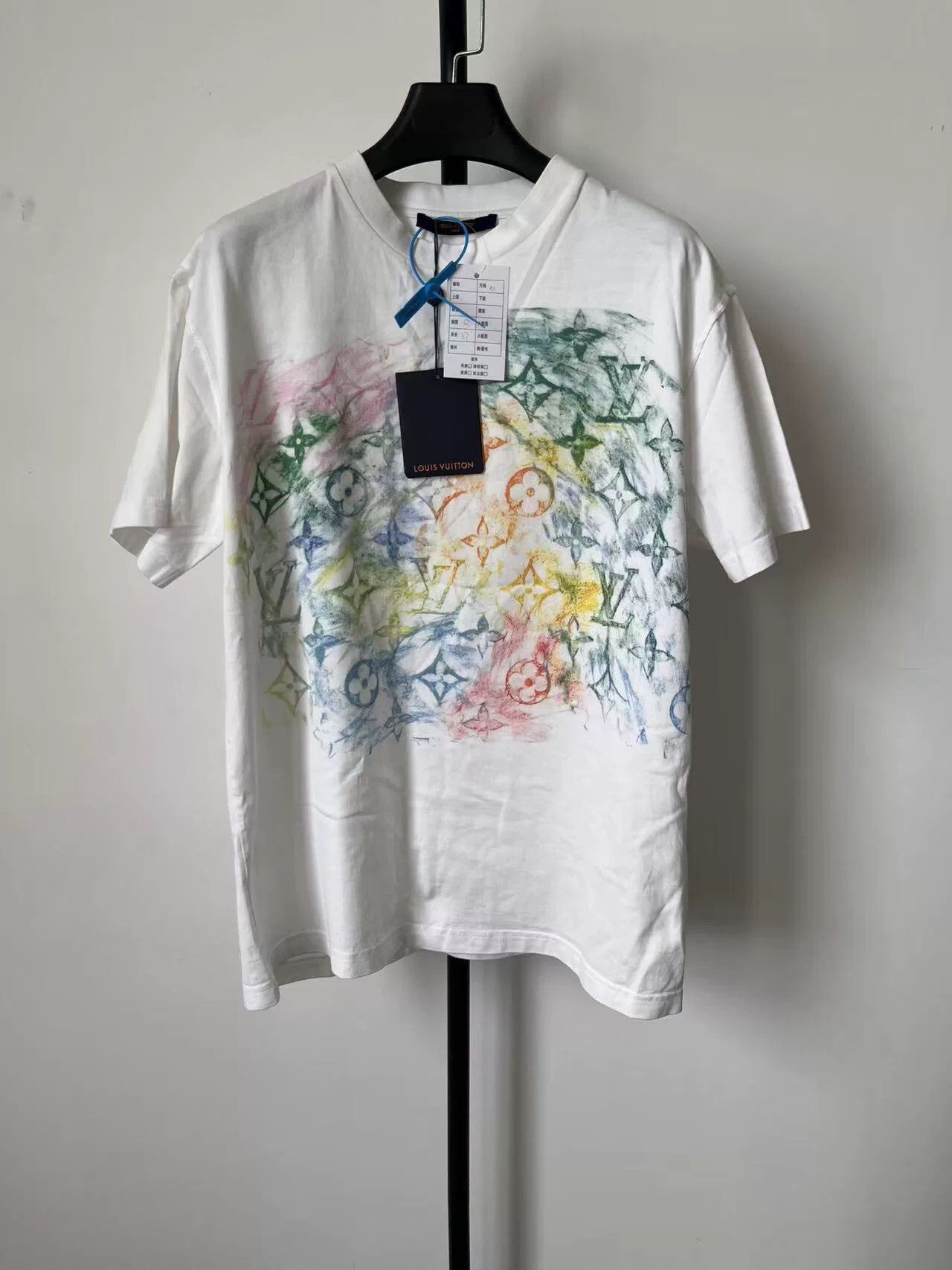Louis Vuitton Louis Vuitton Colorful Monogram T-Shirt M Size US M / EU 48-50 / 2 - 2 Thumbnail