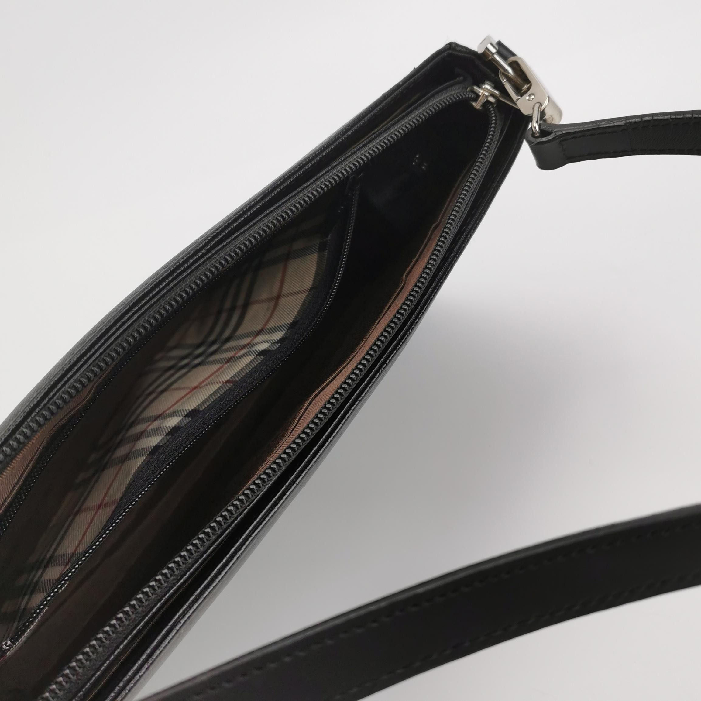 Burberry Burberry Women os Shoulder Bags Size ONE SIZE - 7 Thumbnail