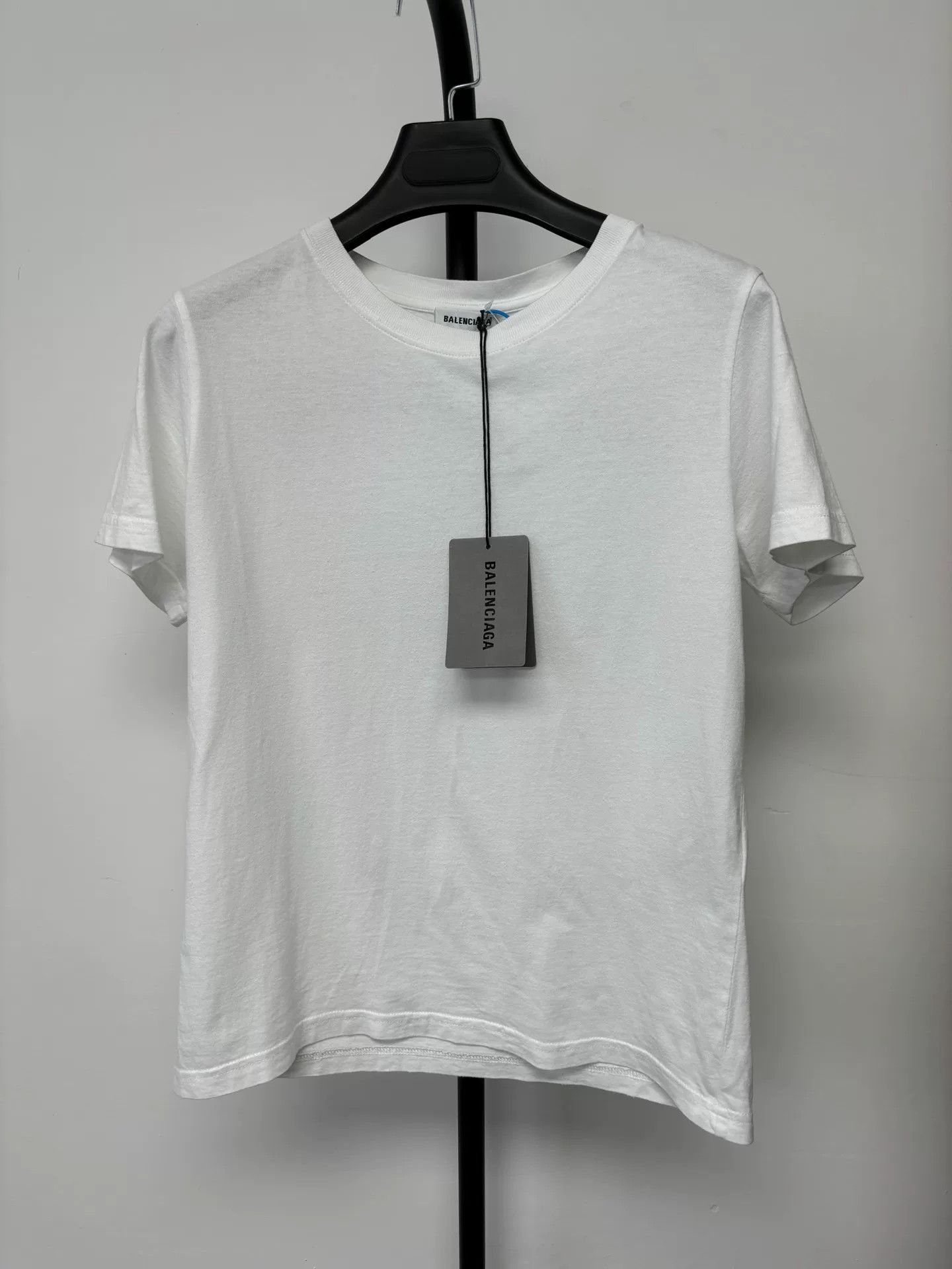 Balenciaga Balenciaga Gothic Logo T-Shirt Size M Size US M / EU 48-50 / 2 - 3 Thumbnail