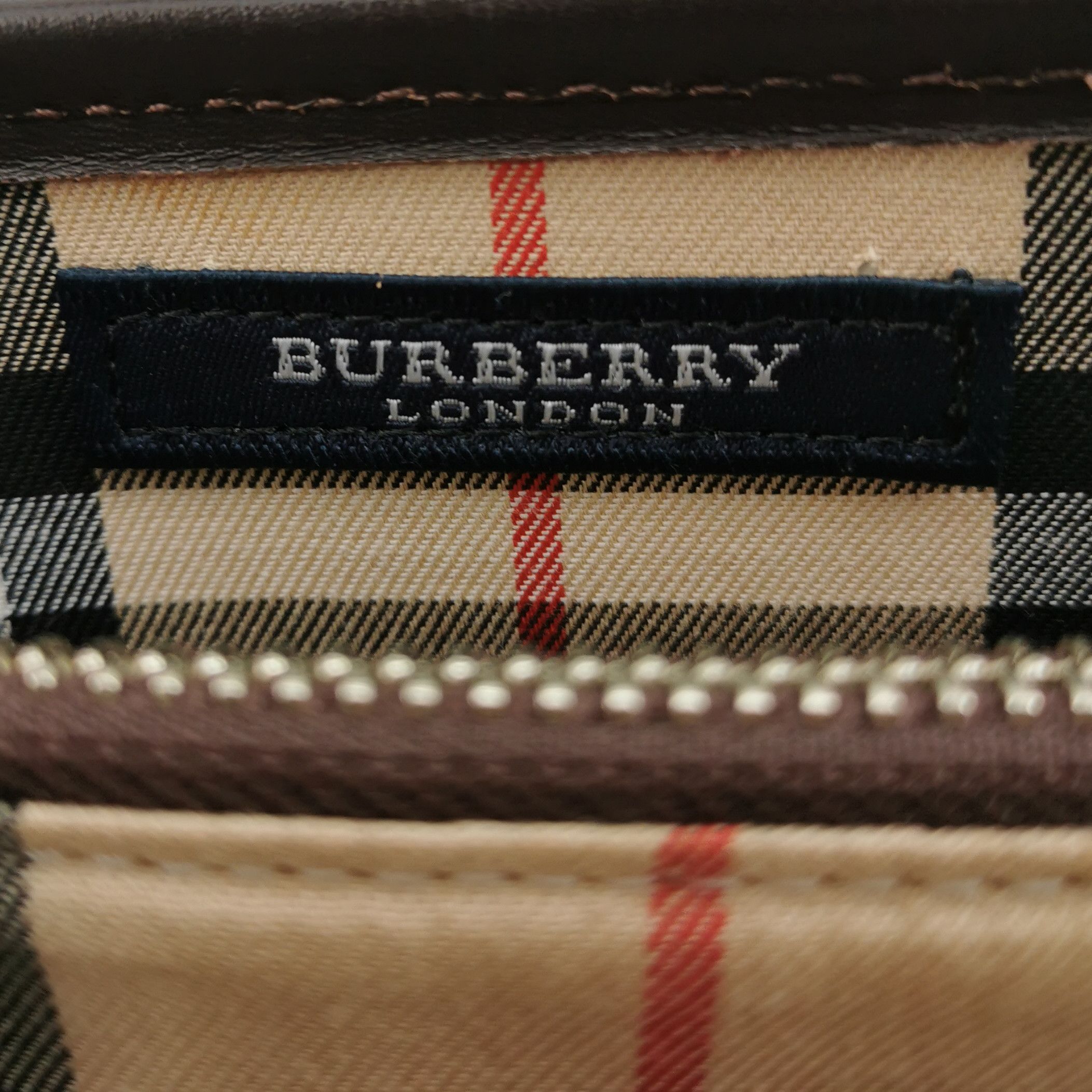 Burberry Burberry Women os Tote Bags Size ONE SIZE - 8 Thumbnail