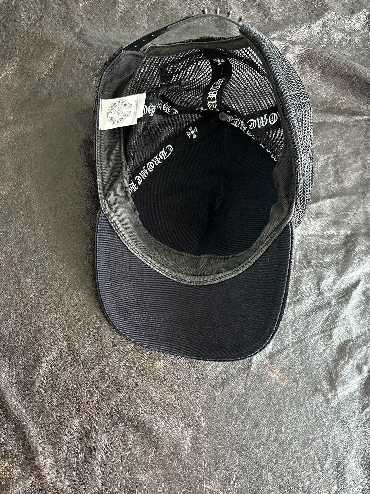 Chrome Hearts Chrome Hearts Horseshoe Fleur-de-Lis Trucker Hat ONE SIZE Size ONE SIZE - 5 Thumbnail
