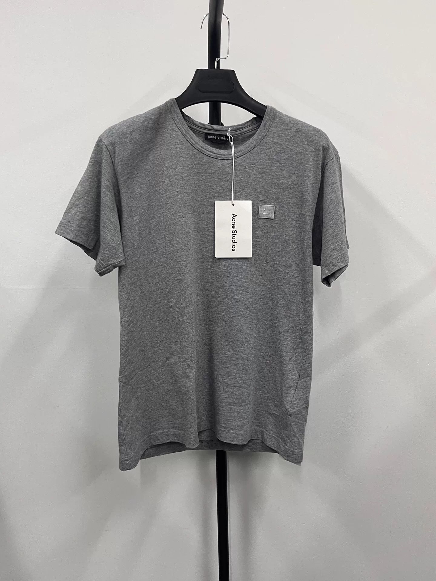 Acne Studios Acne Studios Logo Patch T-Shirt Gray XS Size US XS / EU 42 / 0 - 2 Thumbnail