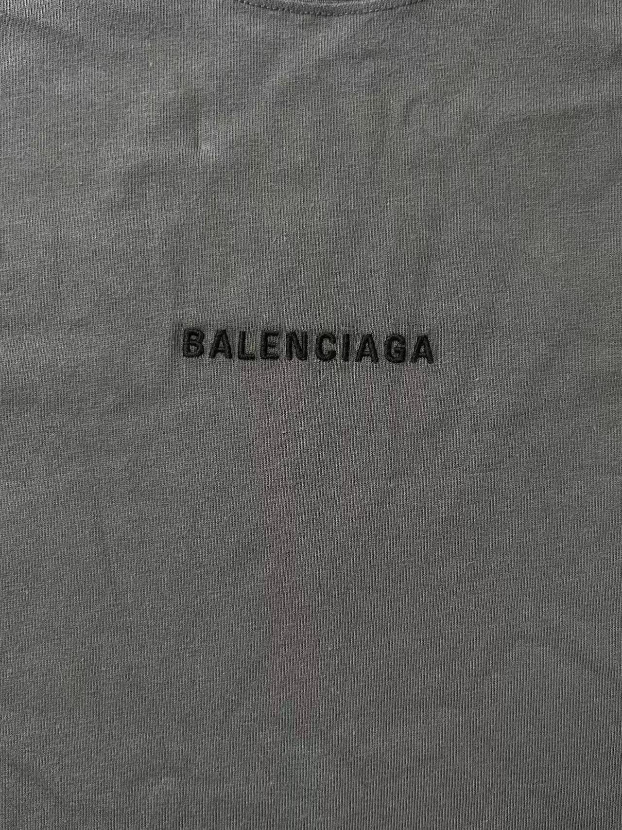 Balenciaga Balenciaga Embroidered Logo T-Shirt Gray L Size US L / EU 52-54 / 3 - 4 Thumbnail