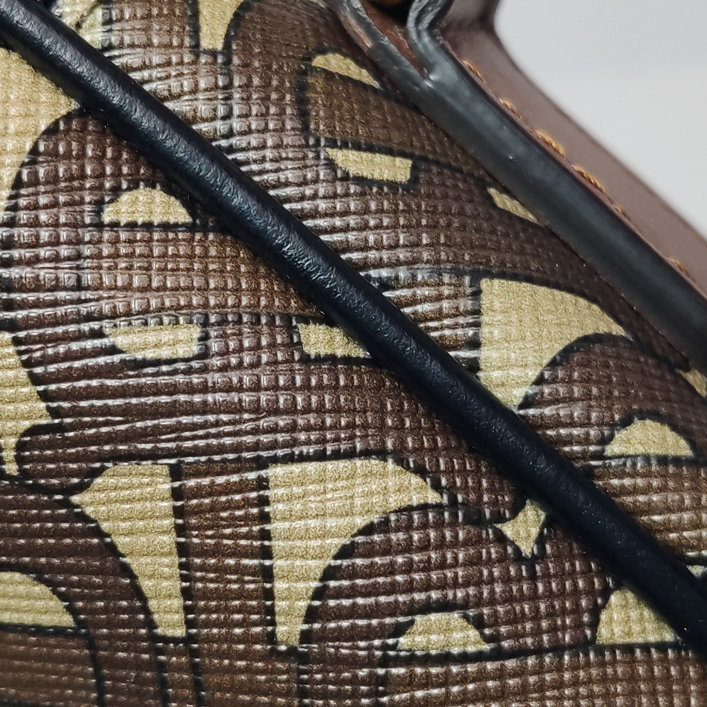 Burberry Burberry Women os Shoulder Bags Size ONE SIZE - 16 Thumbnail
