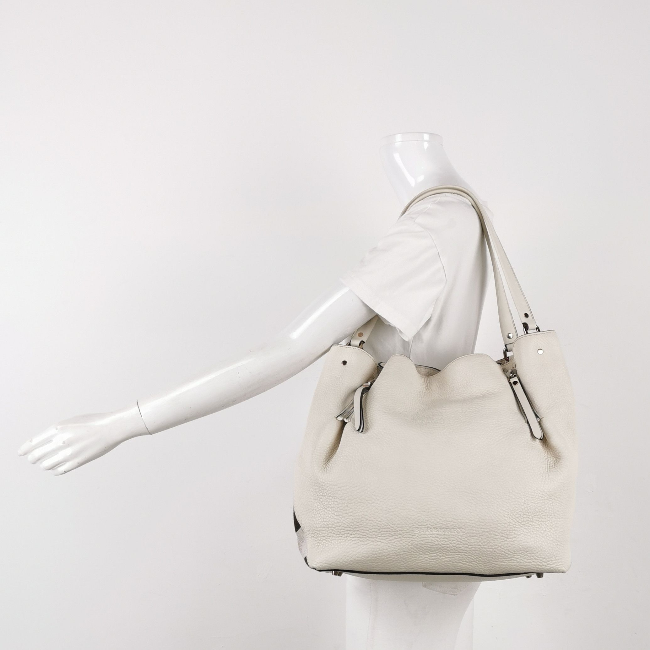 Burberry Burberry Women os Shoulder Bags Size ONE SIZE - 2 Thumbnail