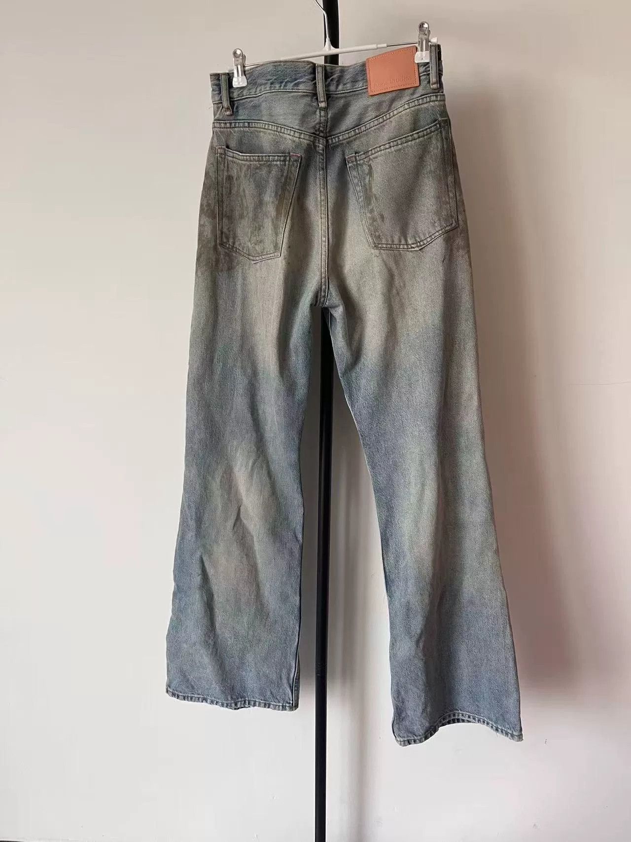 Acne Studios Acne Studios Dirty Wash Distressed Wide Leg Jeans 25 Size US 26 / EU 42 - 3 Thumbnail