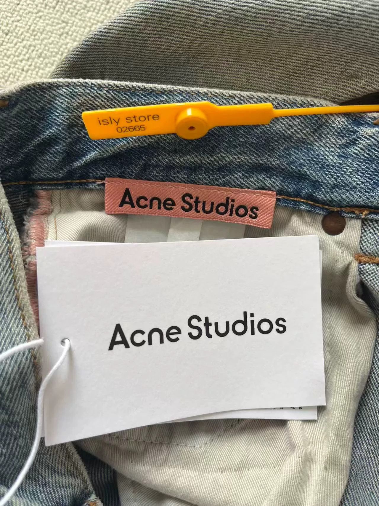 Acne Studios Acne Studios Dirty Wash Distressed Wide Leg Jeans 25 Size US 26 / EU 42 - 5 Thumbnail