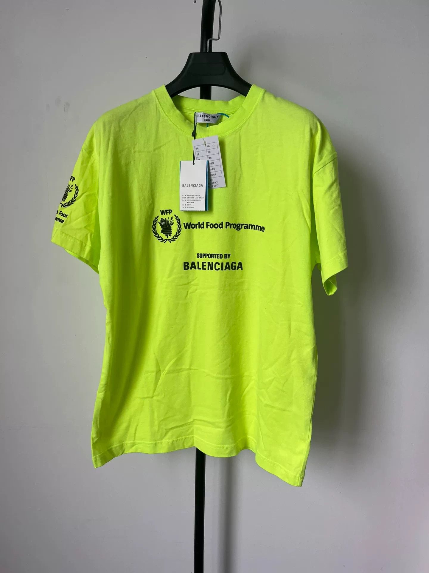 Balenciaga Balenciaga WFP Neon Logo T-Shirt Size M Size US M / EU 48-50 / 2 - 2 Thumbnail