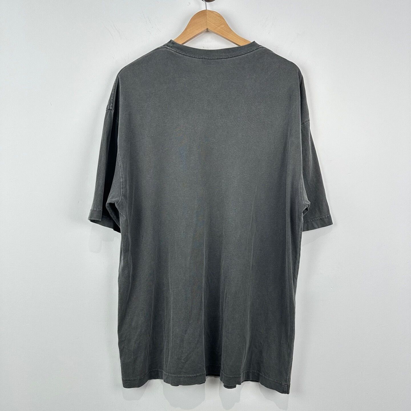 Balenciaga Balenciaga Faded Logo T-Shirt Size S Size US S / EU 44-46 / 1 - 3 Thumbnail