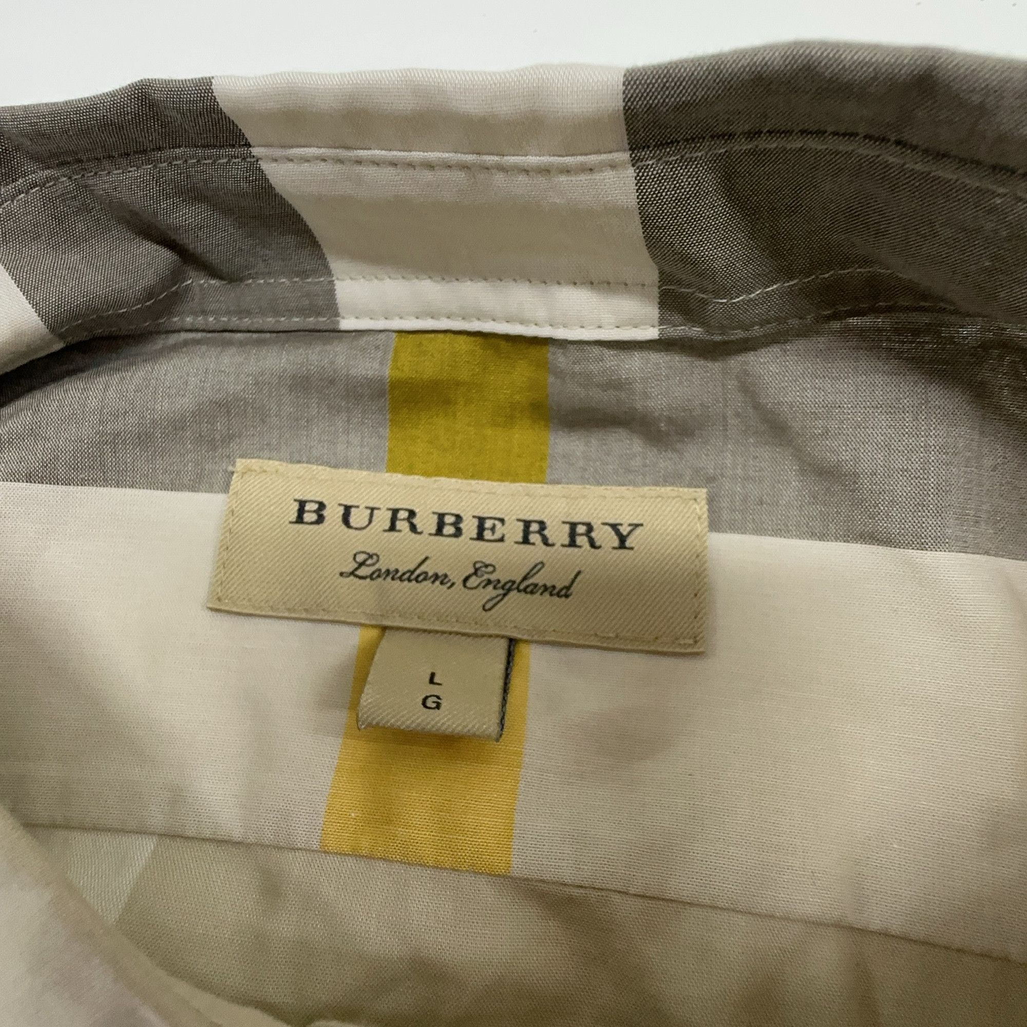 Burberry Burberry Classic Check Button Up Shirt L Size L / US 10 / IT 46 - 10 Thumbnail