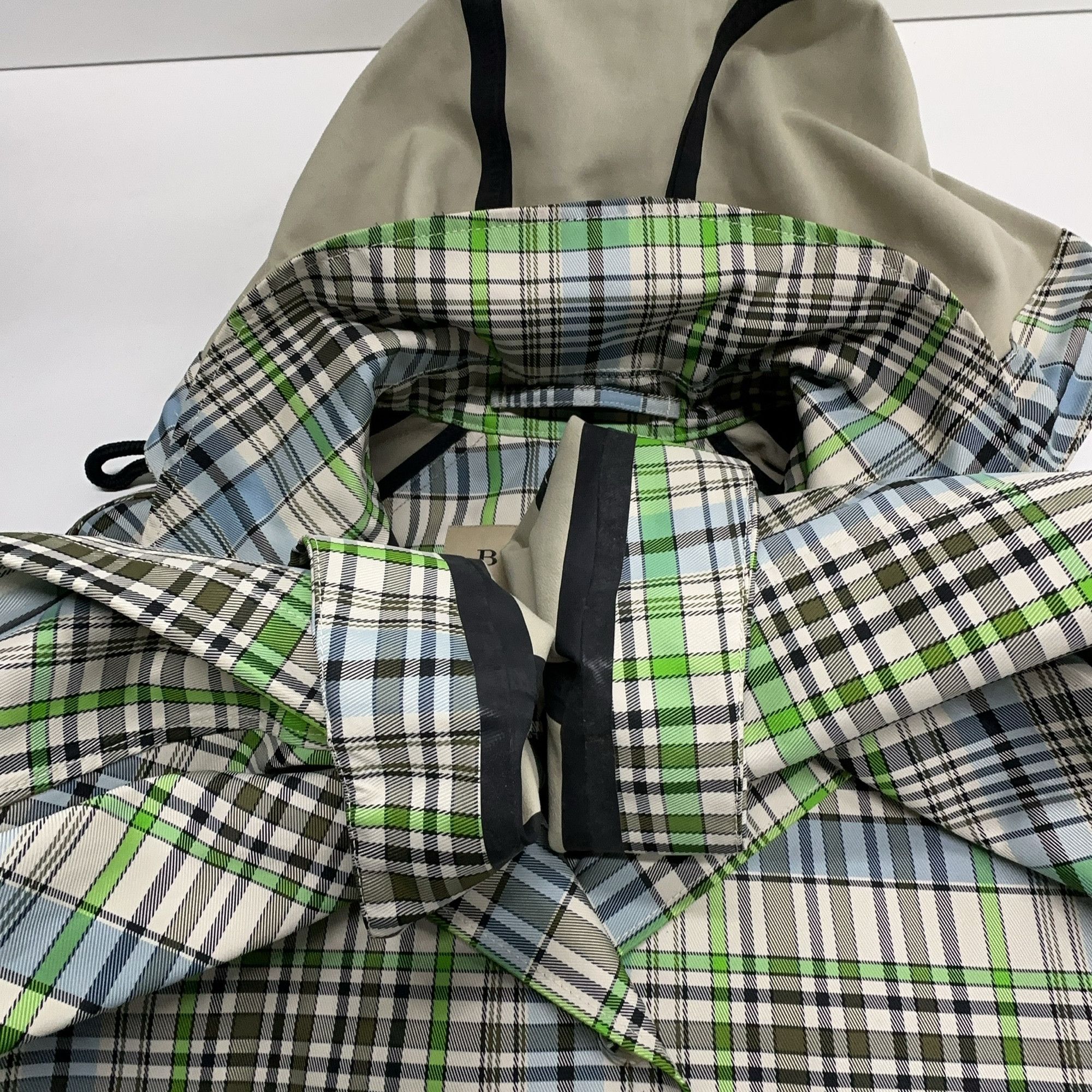 Burberry Burberry Check Hooded Long Coat US 2 Size XS / US 0-2 / IT 36-38 - 8 Thumbnail