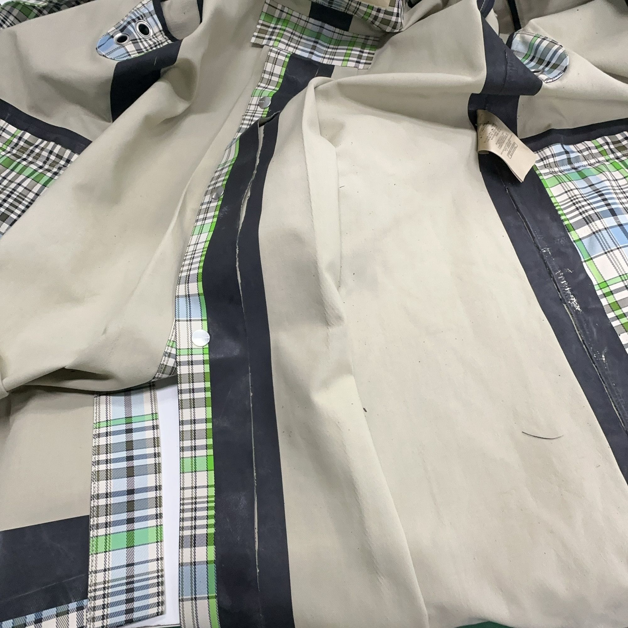 Burberry Burberry Check Hooded Long Coat US 2 Size XS / US 0-2 / IT 36-38 - 12 Thumbnail