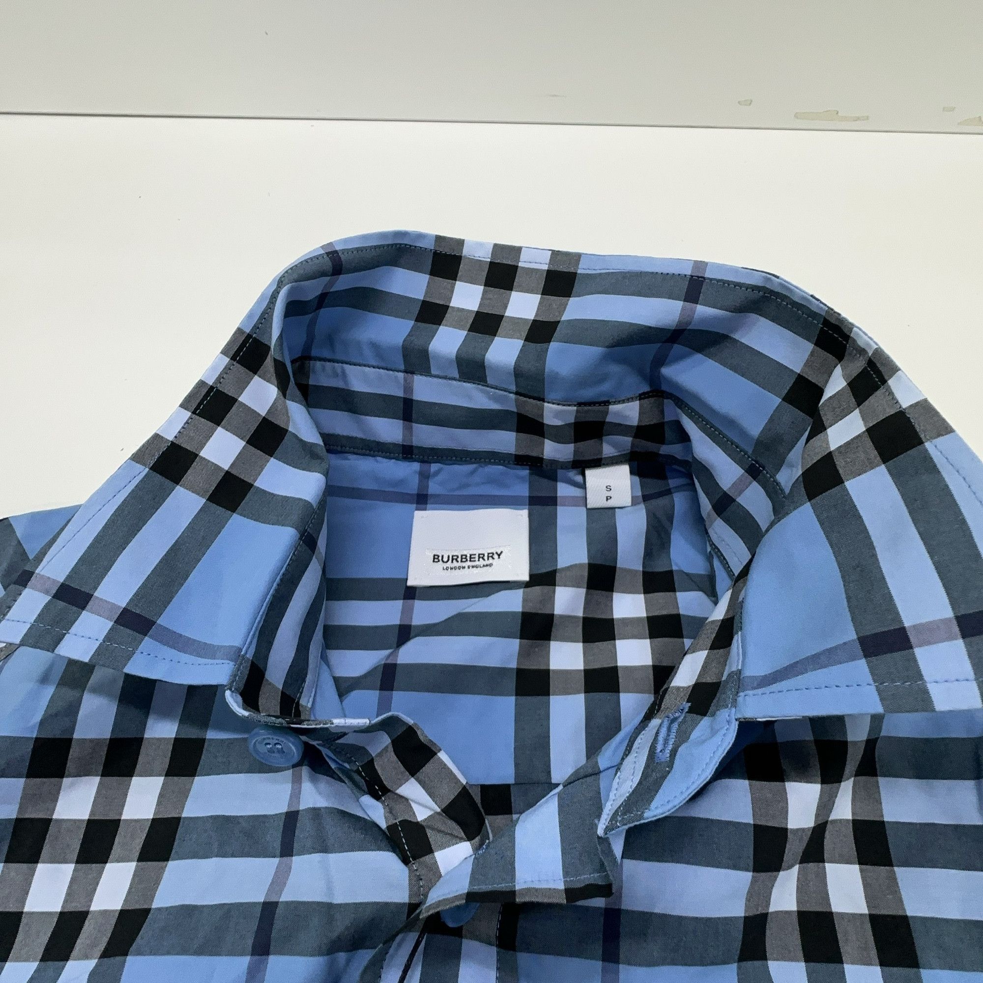 Burberry Burberry Check Short Sleeve Shirt US S Size US S / EU 44-46 / 1 - 12 Thumbnail