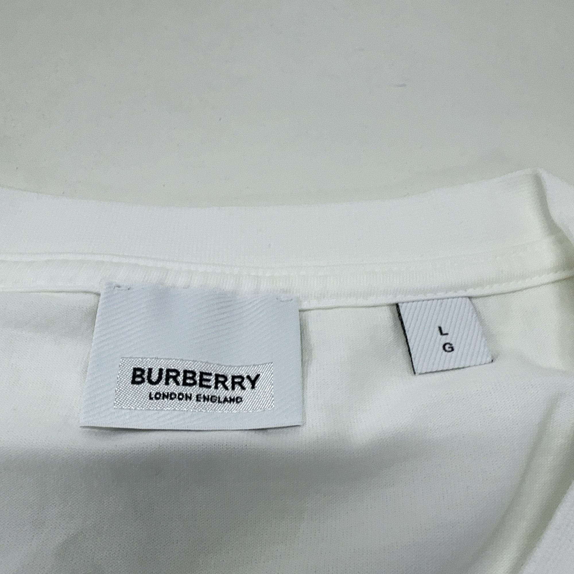 Burberry Burberry Logo Print T-Shirt White Size L Size L / US 10 / IT 46 - 4 Thumbnail