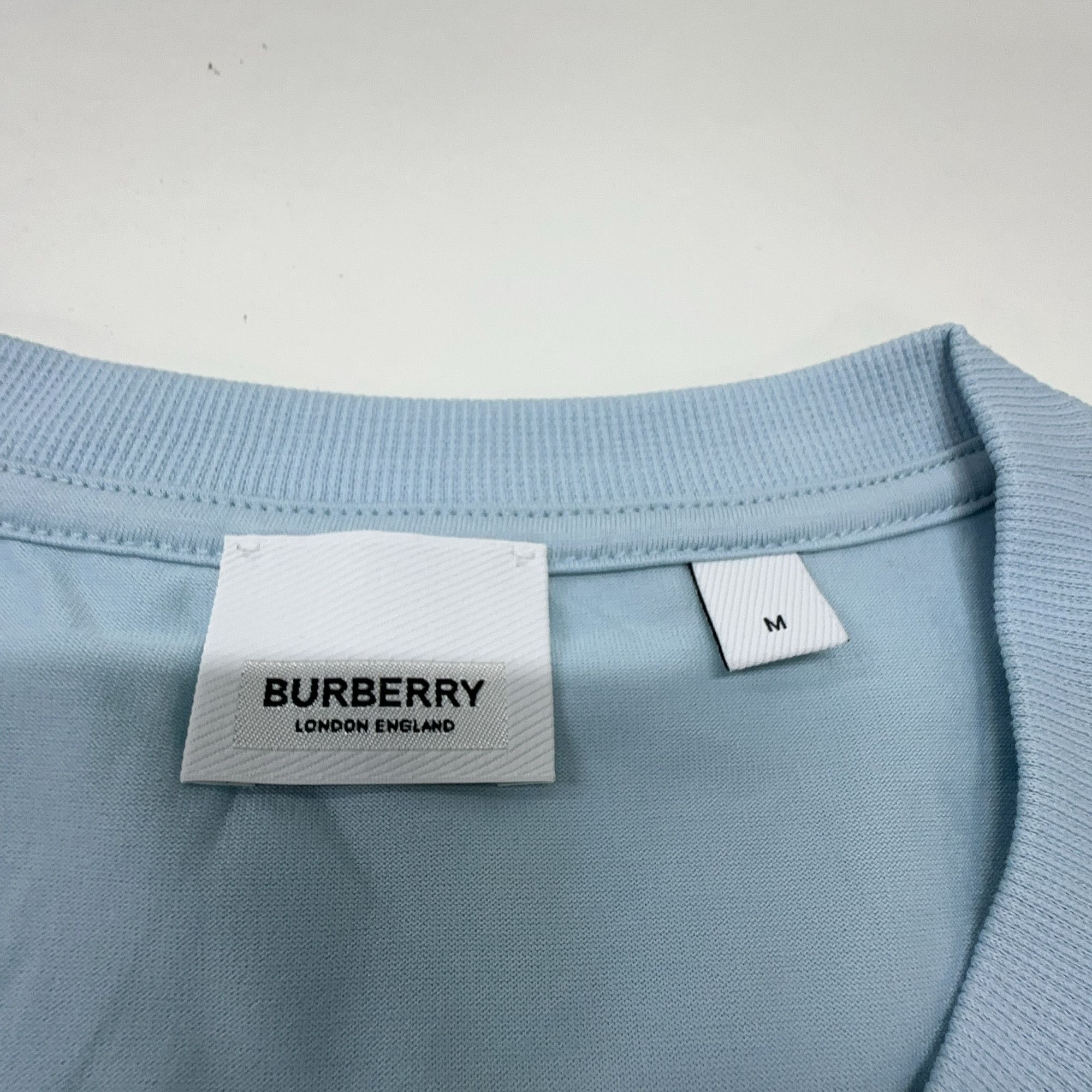 Burberry Burberry SS22 Embroidered TB Logo T-Shirt M Size US M / EU 48-50 / 2 - 3 Thumbnail