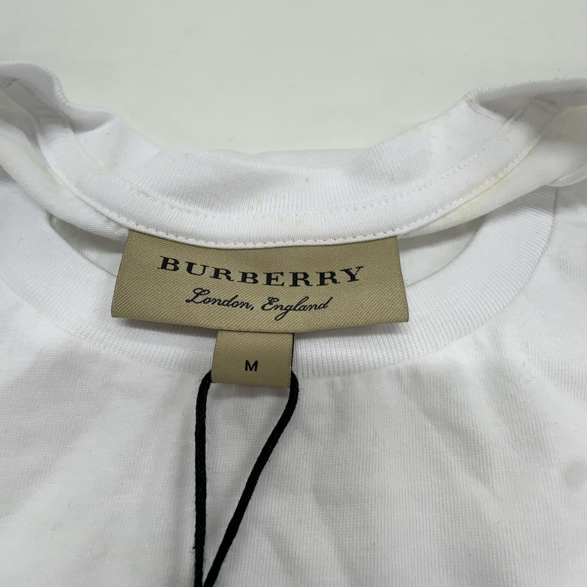 Burberry Burberry Logo Crest T-Shirt Size M Size US M / EU 48-50 / 2 - 9 Thumbnail