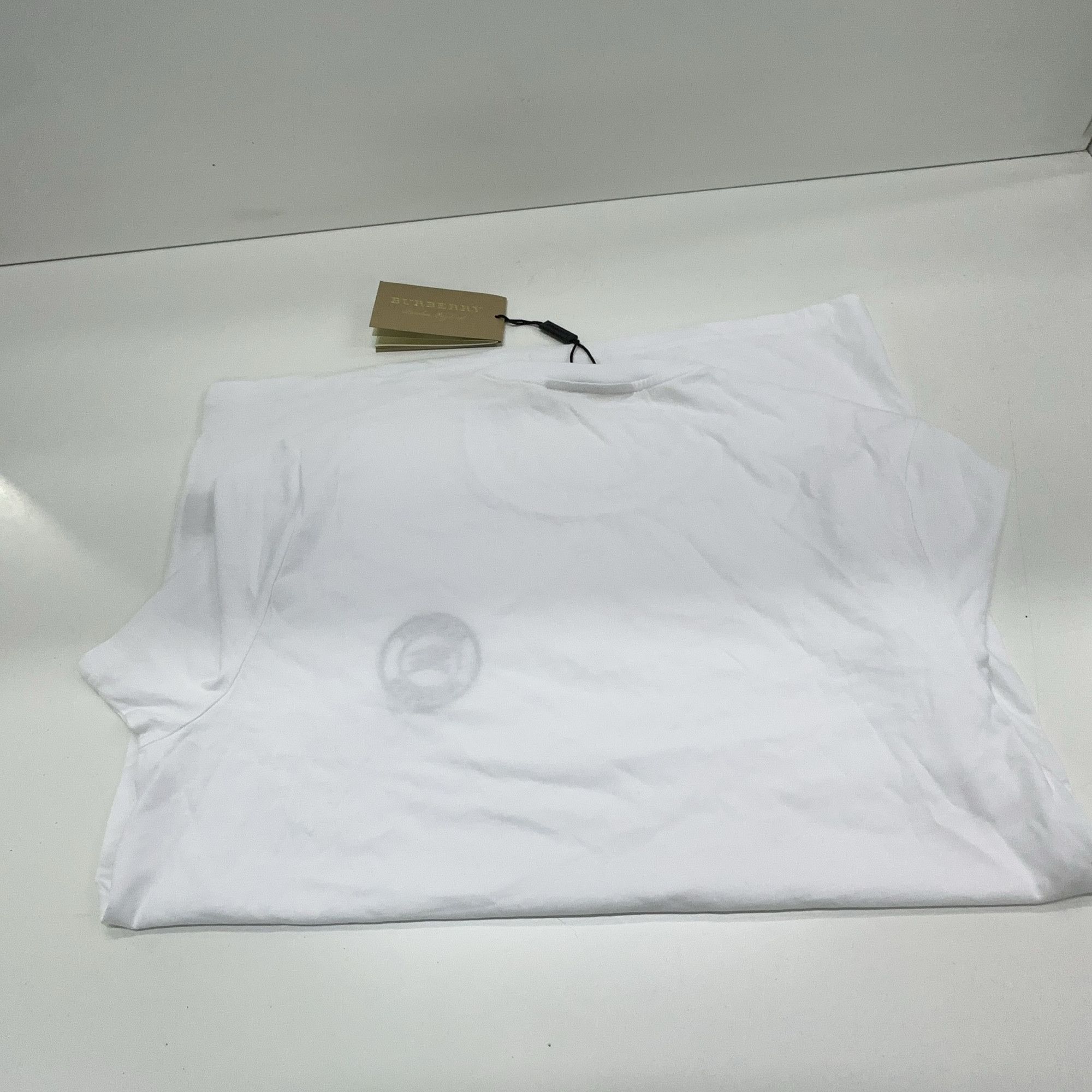 Burberry Burberry Logo Crest T-Shirt Size M Size US M / EU 48-50 / 2 - 16 Thumbnail