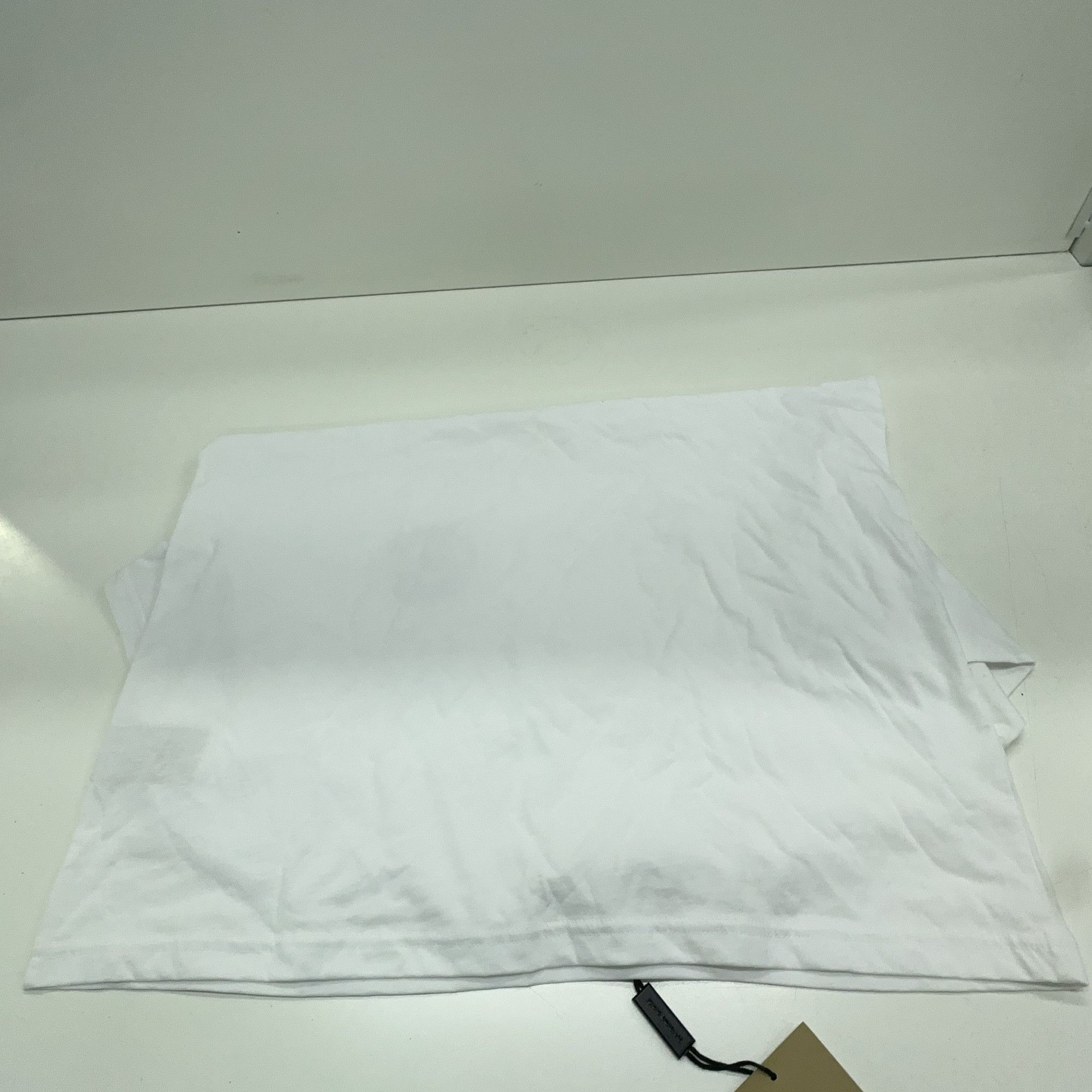 Burberry Burberry Logo Crest T-Shirt Size M Size US M / EU 48-50 / 2 - 17 Thumbnail