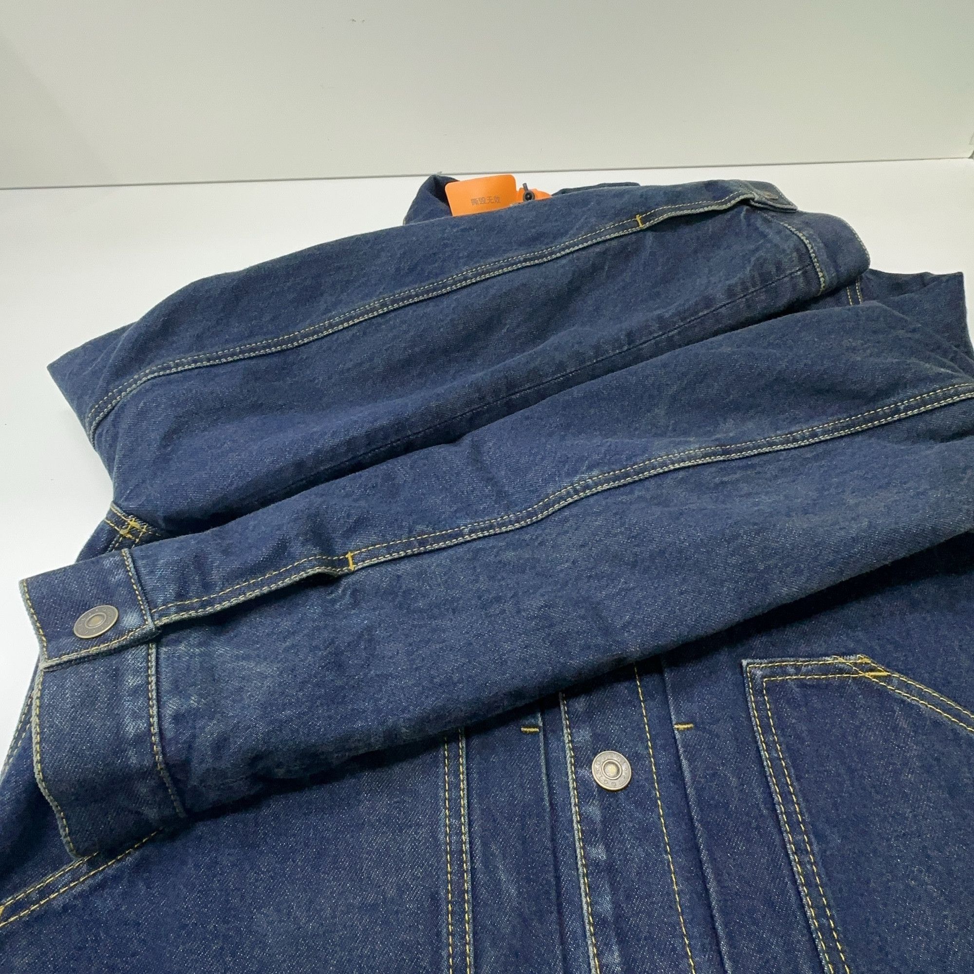 Gucci Gucci Logo Patch Lunar New Year Denim Jacket Size 46 Size US S / EU 44-46 / 1 - 7 Thumbnail