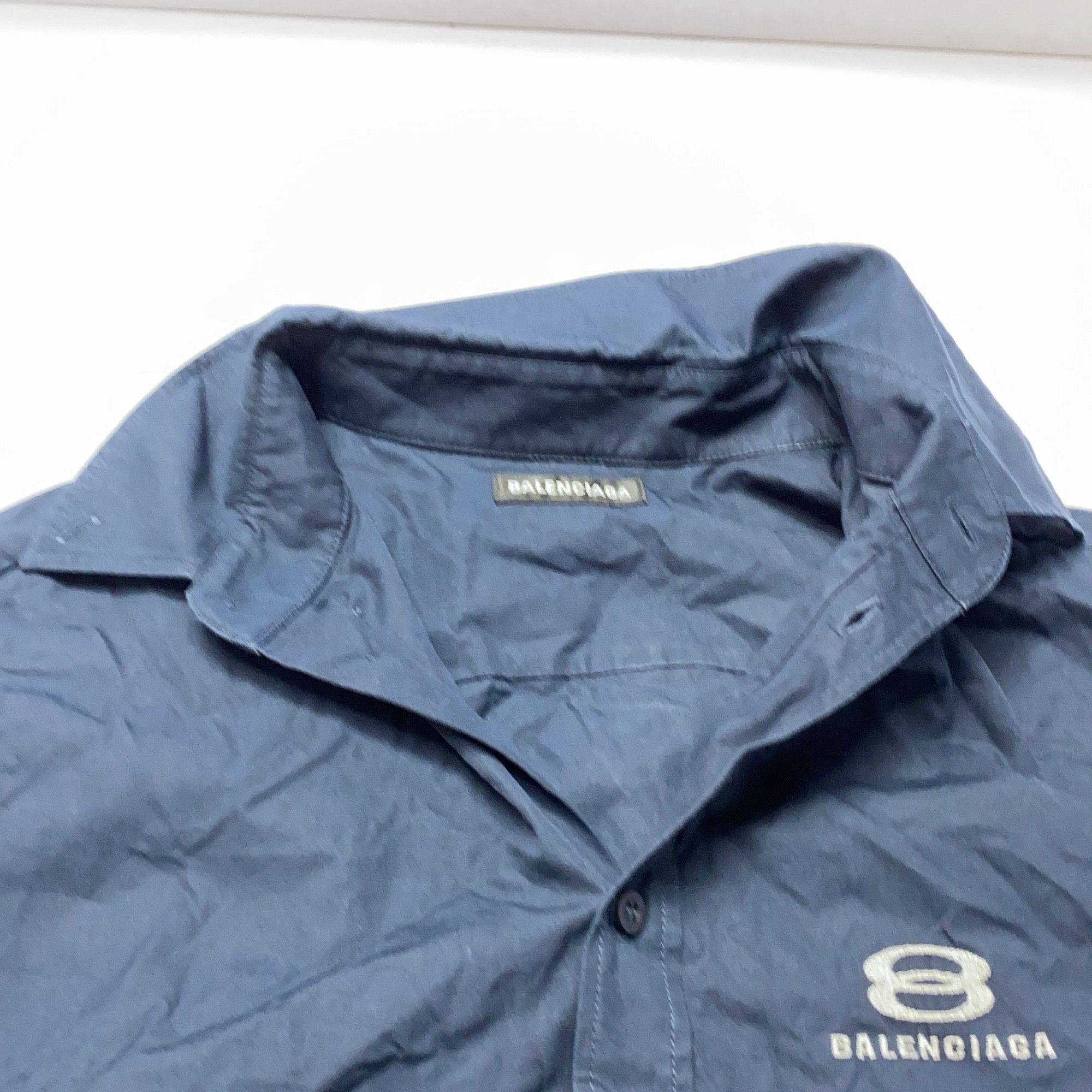 Balenciaga Balenciaga Unity Logo Blue Long Sleeve Shirt 38 Size US S / EU 44-46 / 1 - 6 Thumbnail