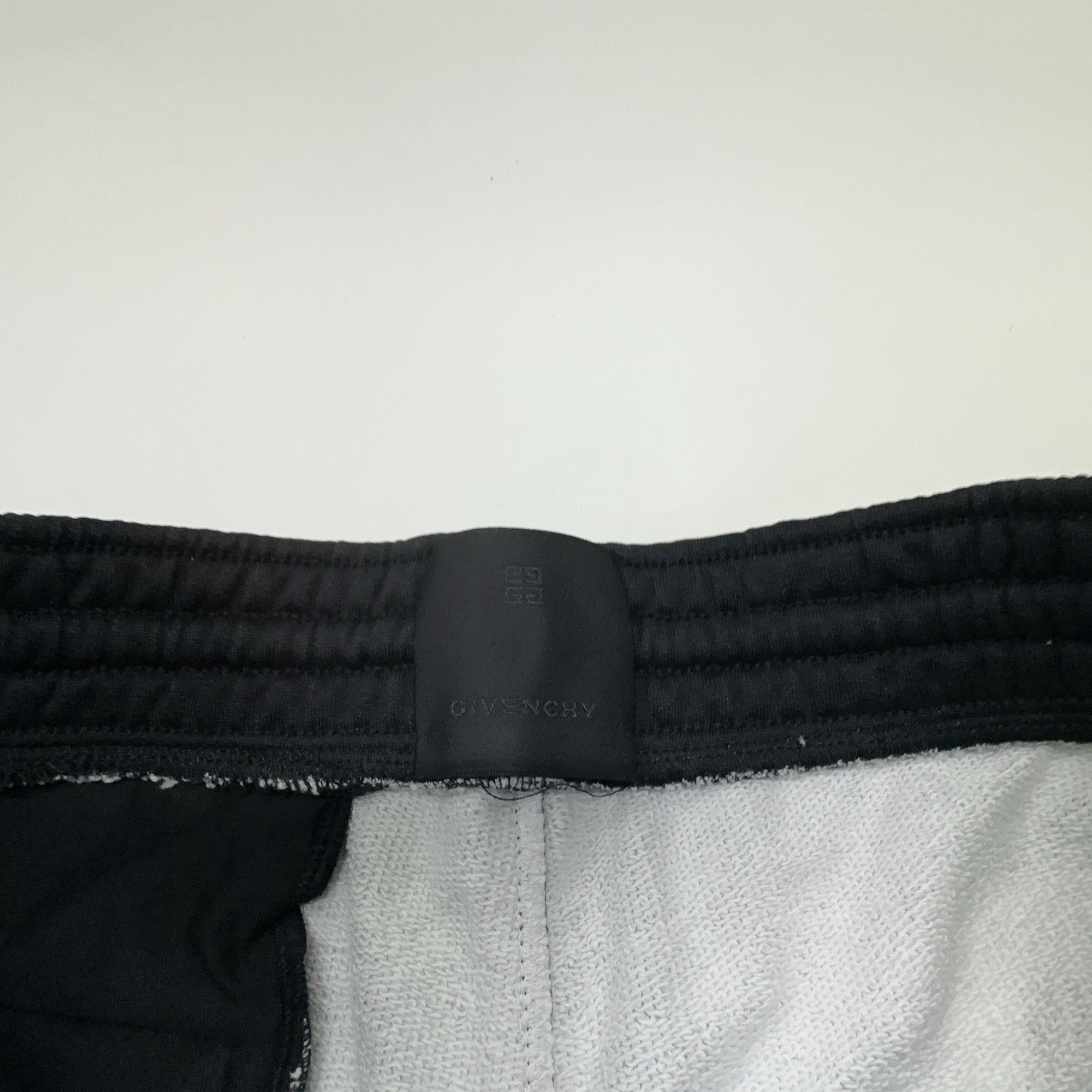Givenchy Givenchy Padlock Print Joggers Size S Size US 30 / EU 46 - 4 Thumbnail