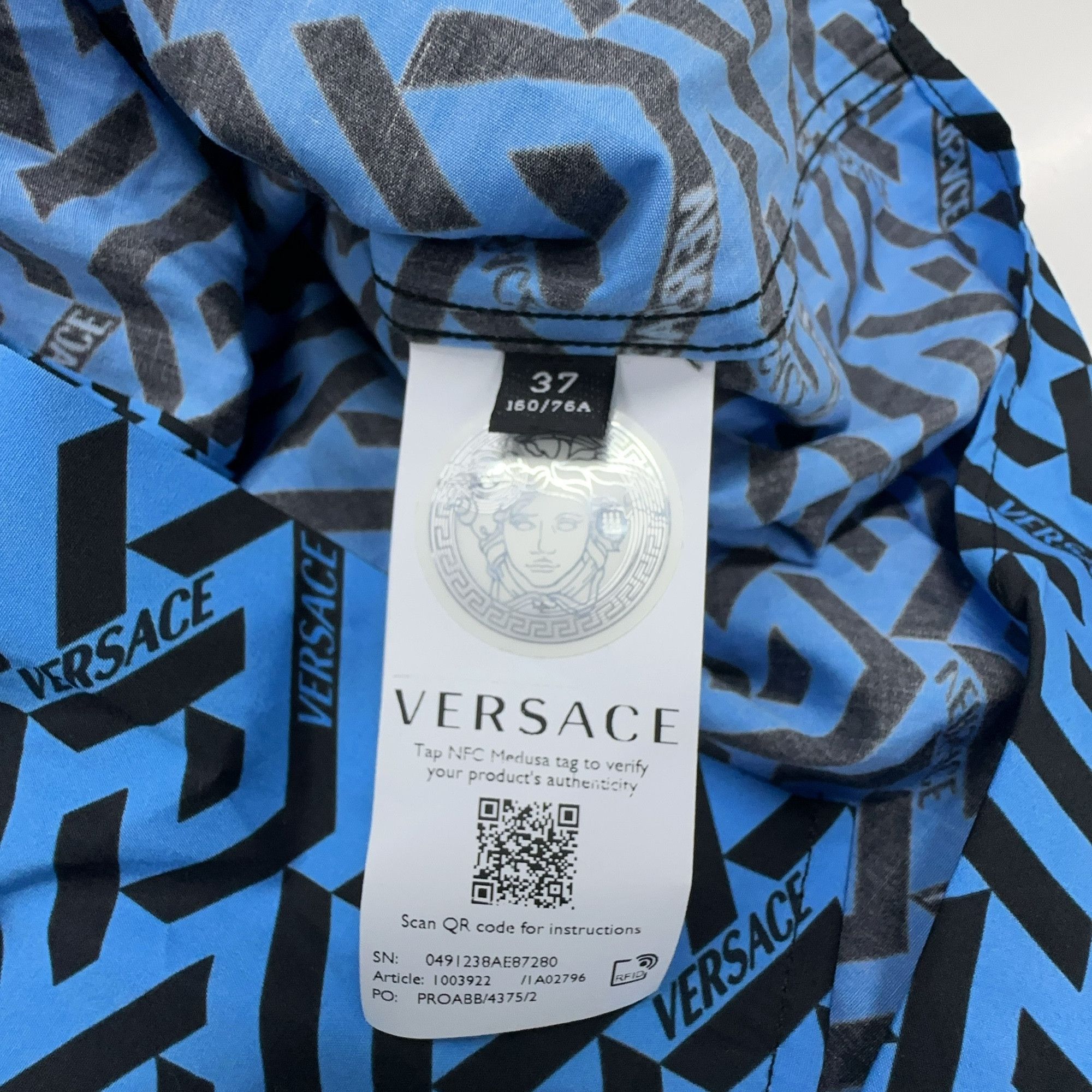 Versace Versace Greca Geometric Short Sleeve Shirt 37 Size US S / EU 44-46 / 1 - 6 Thumbnail