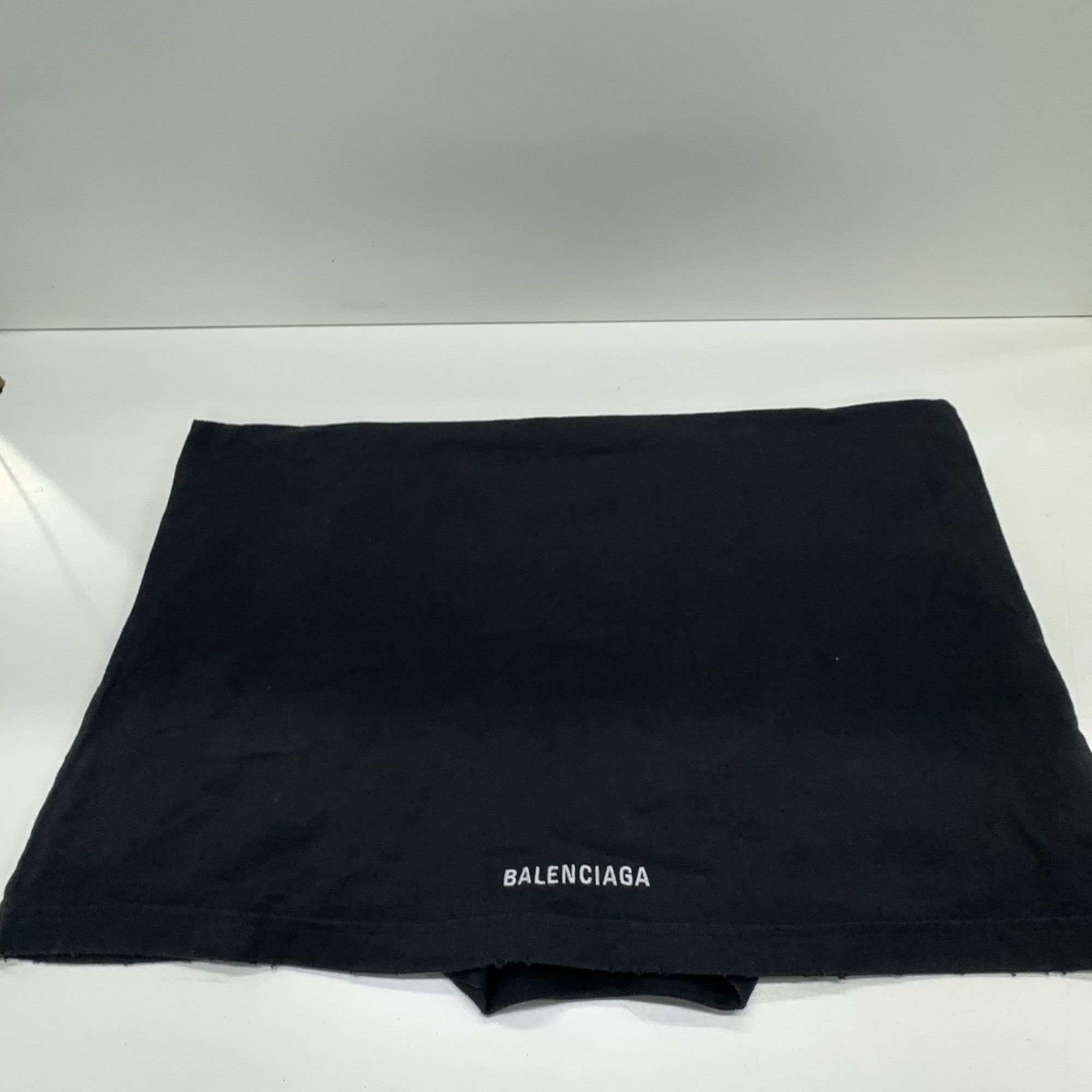 Balenciaga Balenciaga Je t'aime Heart Embroidered T-Shirt XS Size US XS / EU 42 / 0 - 12 Thumbnail