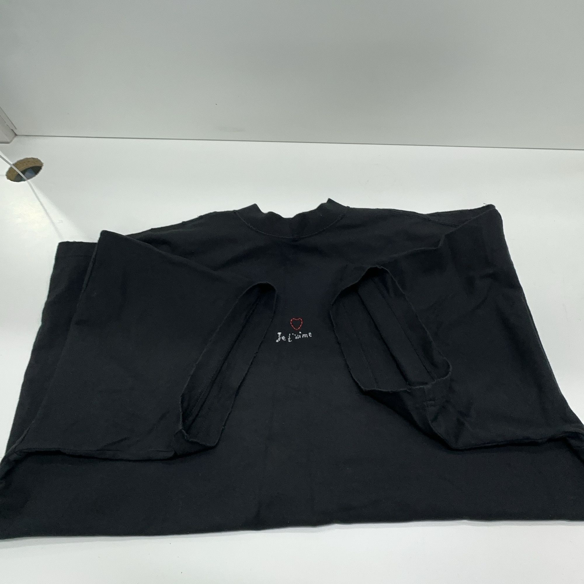 Balenciaga Balenciaga Je t'aime Heart Embroidered T-Shirt XS Size US XS / EU 42 / 0 - 8 Thumbnail