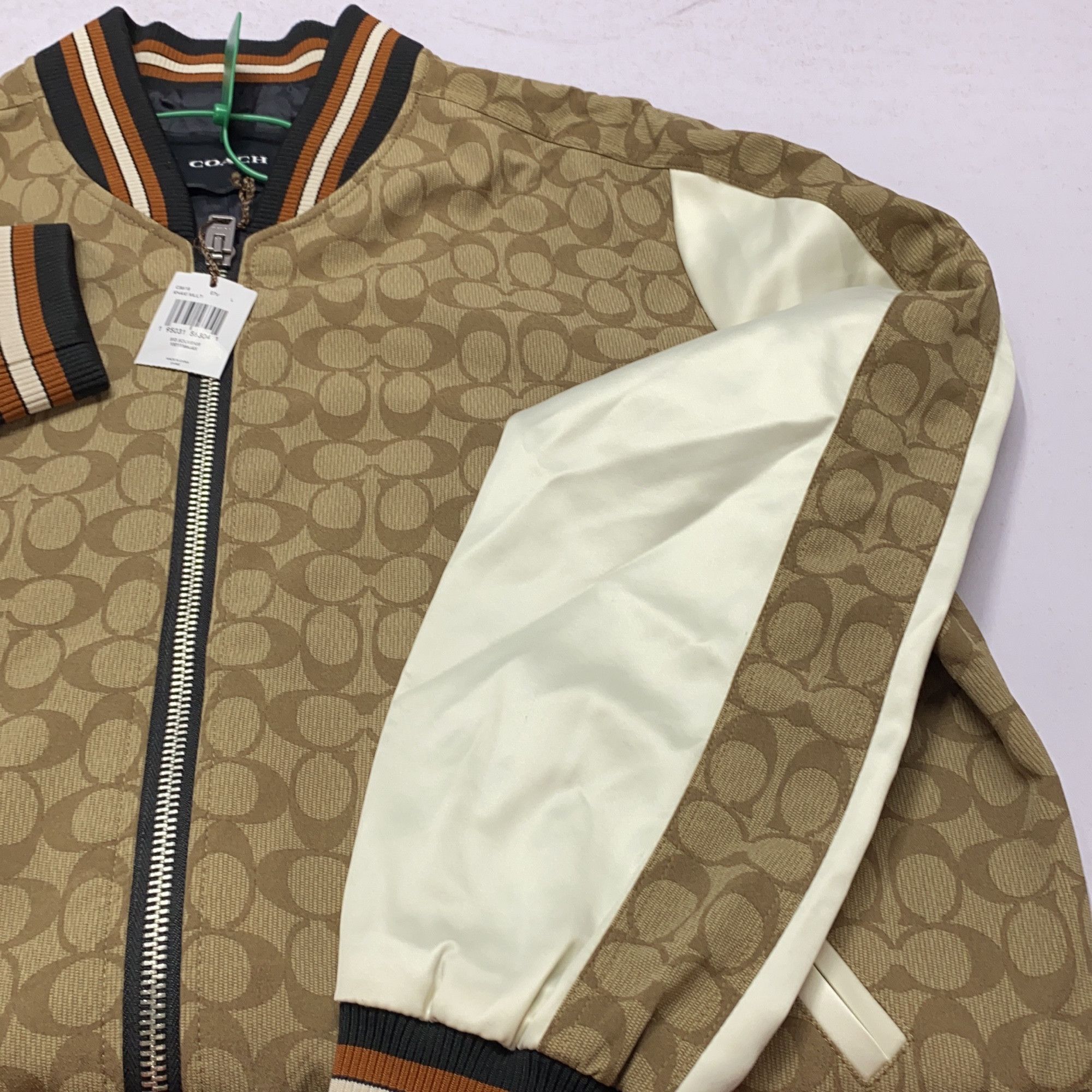 Coach Coach Signature Monogram Souvenir Jacket L Size L / US 10 / IT 46 - 8 Thumbnail
